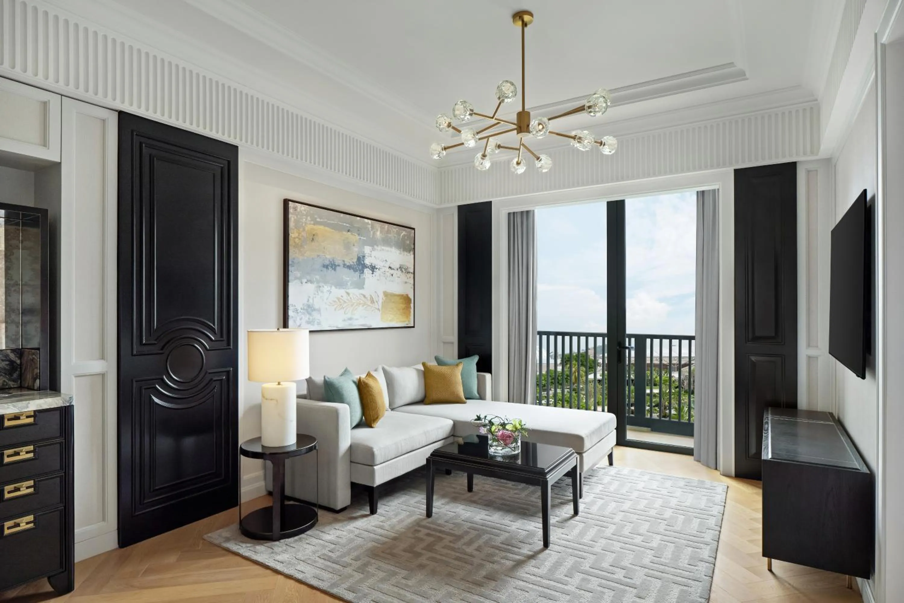 Living room, Bed in The Laurus, a Luxury Collection Resort, Singapore