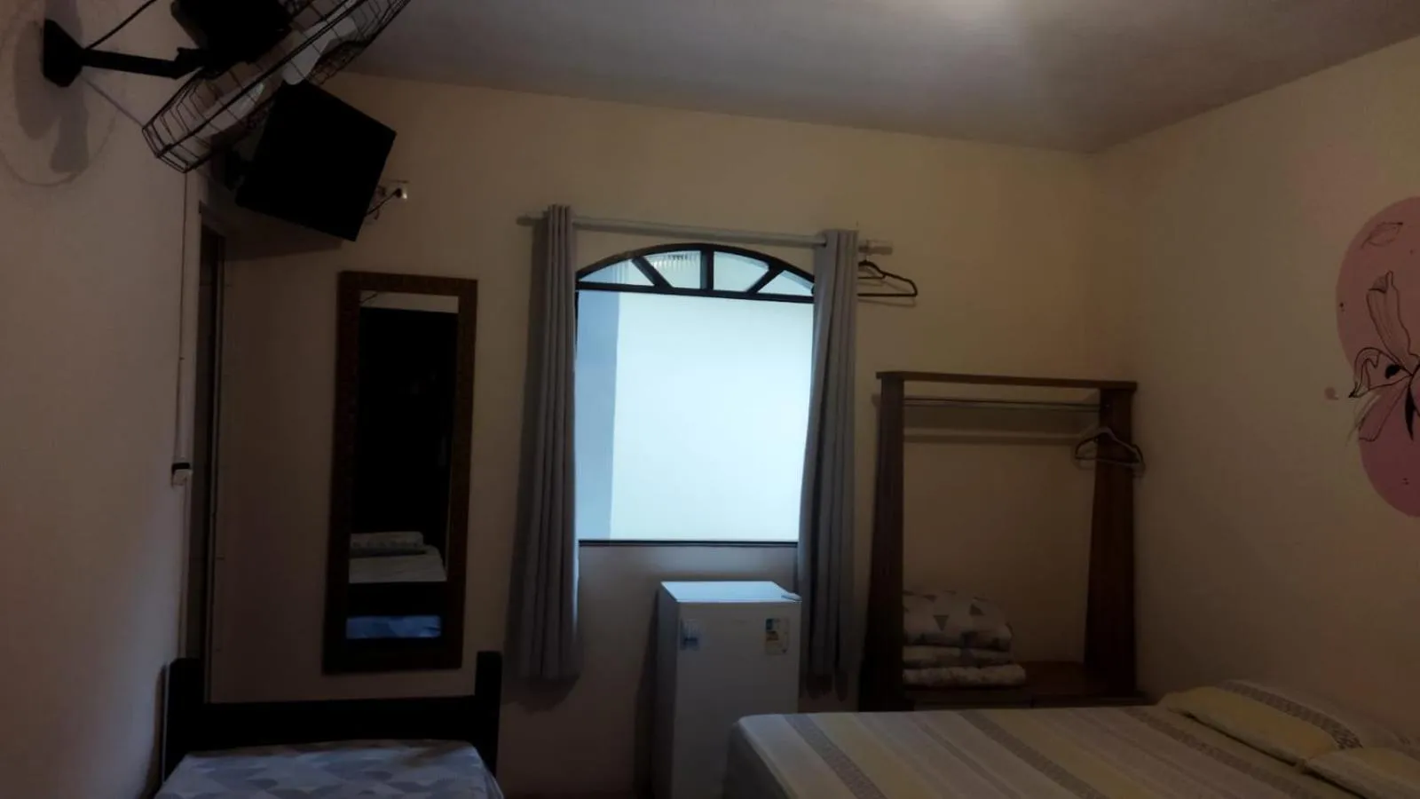 Photo of the whole room, Bed in Pousada Primavera