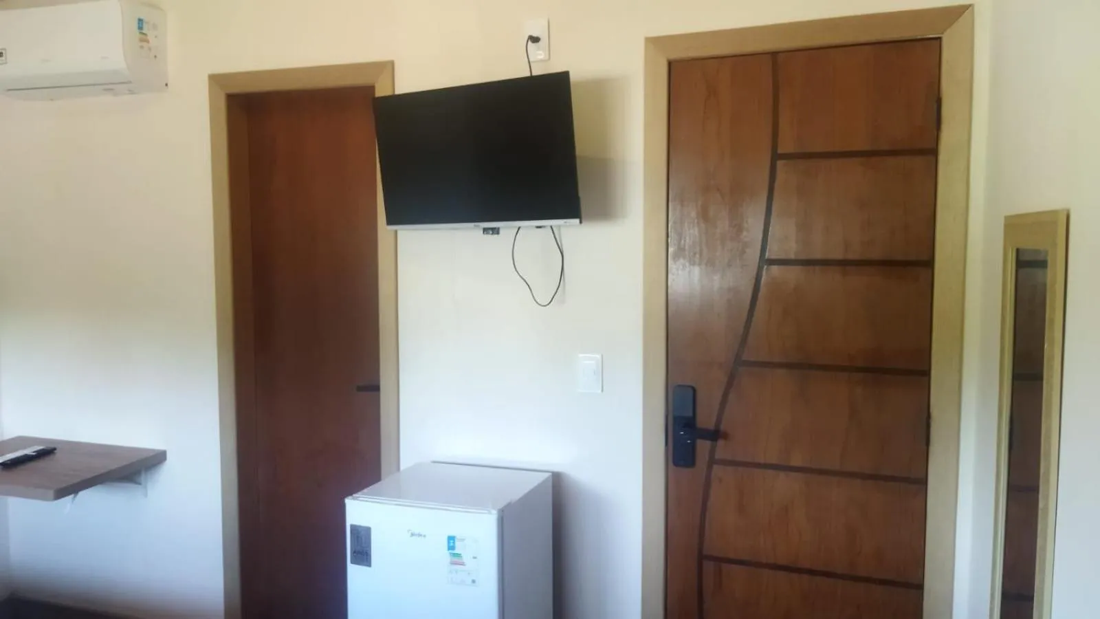 wardrobe in Pousada Primavera