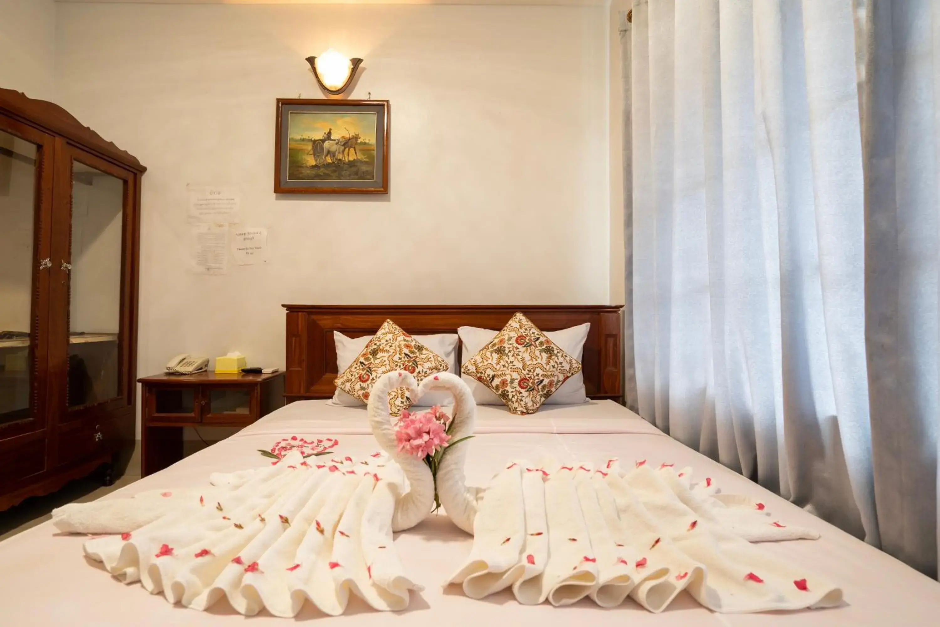 Guests, Bed in Siem Reap Riverside Hotel Guests, Bed in Siem Reap Riverside Hotel