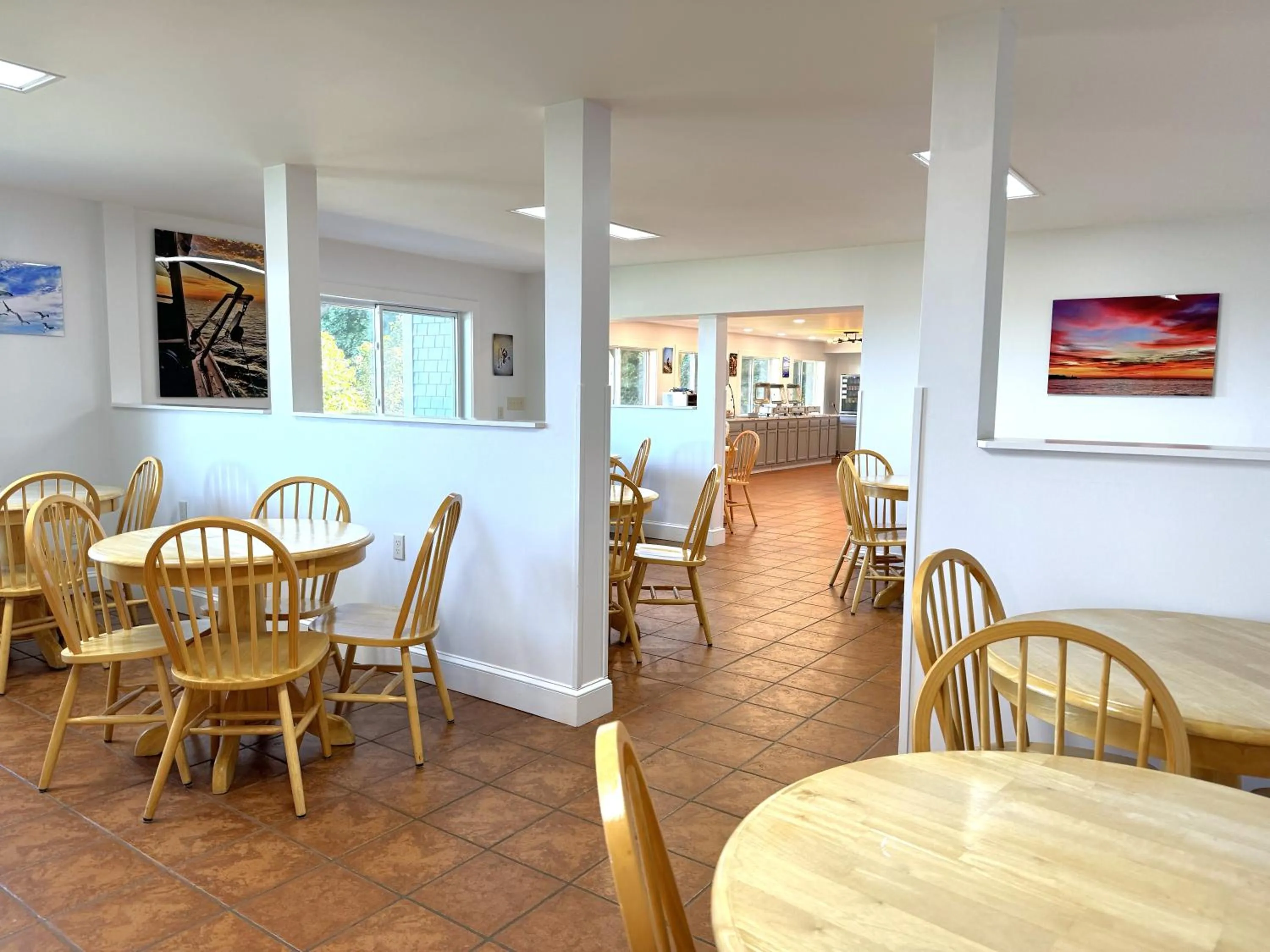 Breakfast in Atlantic Eyrie Lodge