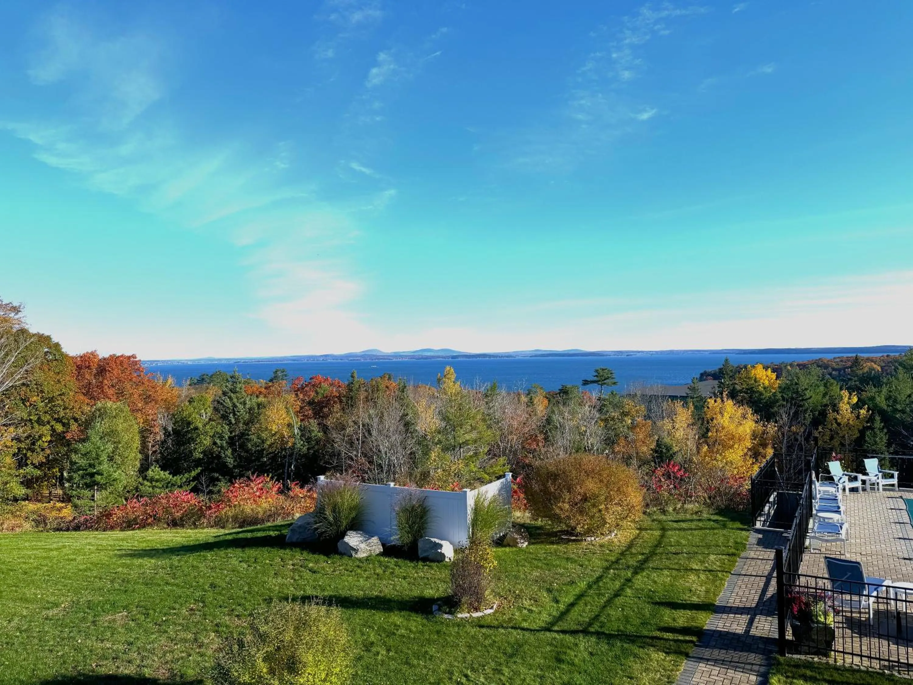 Atlantic Eyrie Lodge