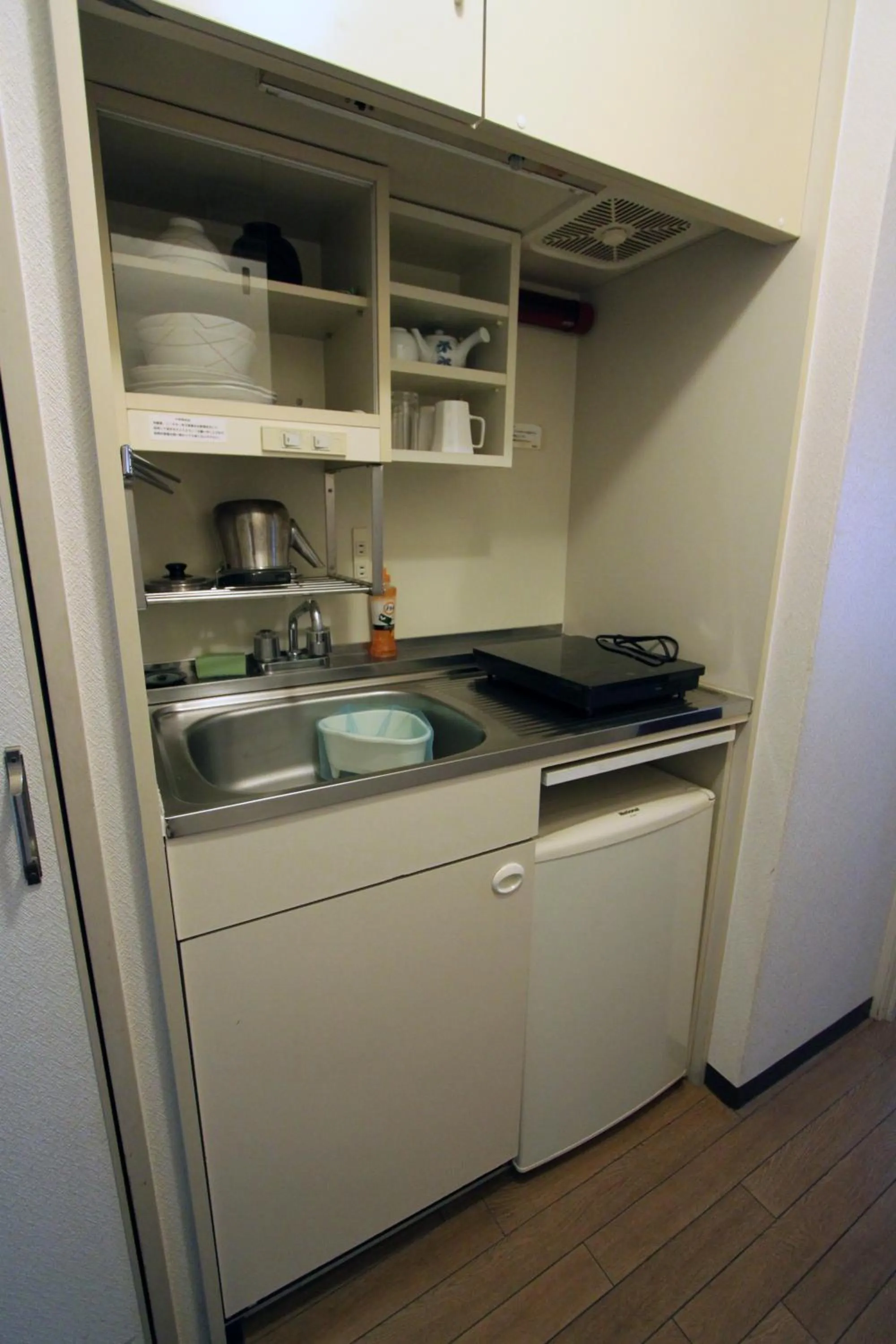 Kitchen or kitchenette in Weekly Green In Namba