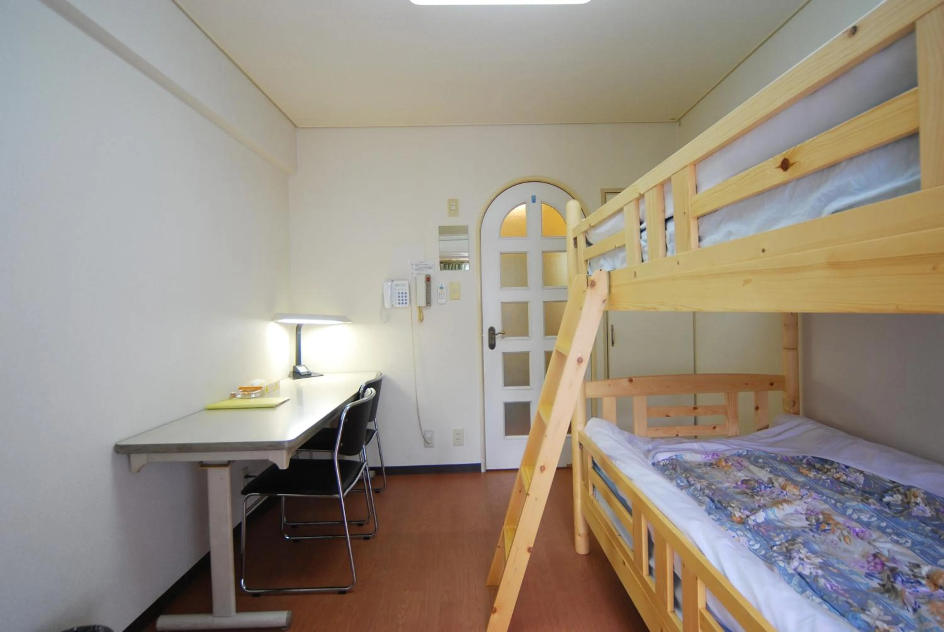 Bed in Weekly Green In Namba