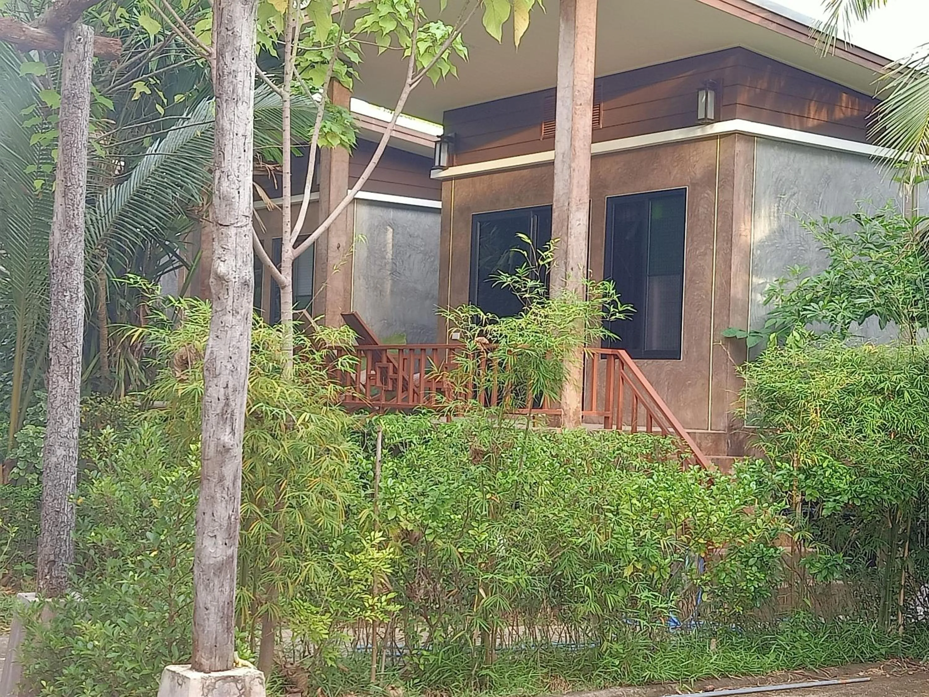 Balcony/Terrace in Lanta Pearl Beach Resort