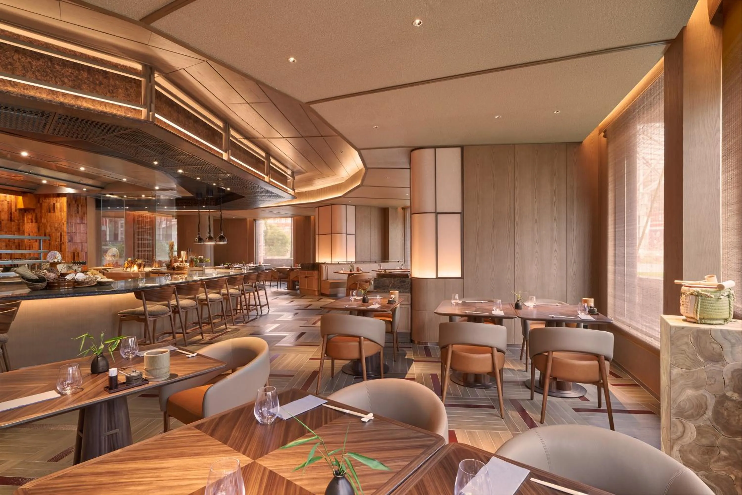 Restaurant/places to eat in Resorts World Sentosa - Hotel Michael