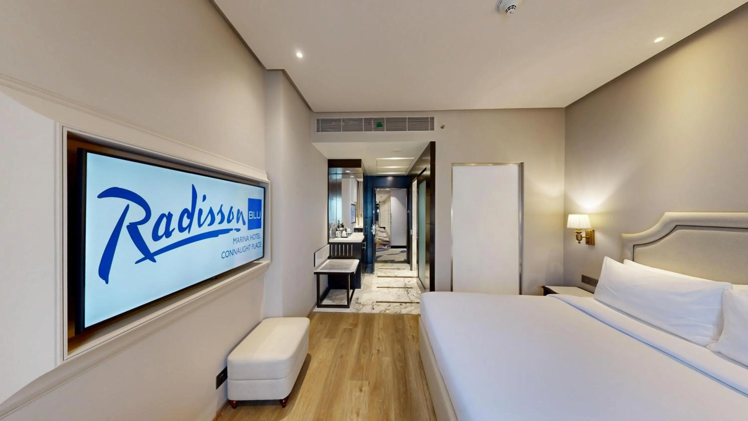 Bedroom, Bed in Radisson Blu Marina Hotel Connaught Place