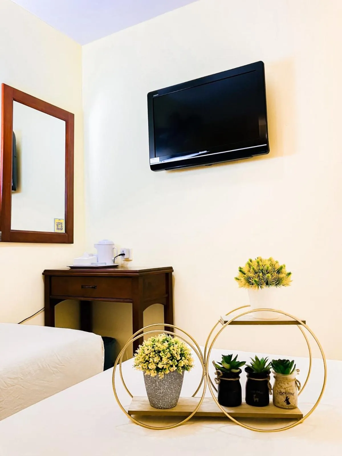 TV and multimedia in Sun Inns Hotel Lagoon near Sunway Lagoon Theme Park