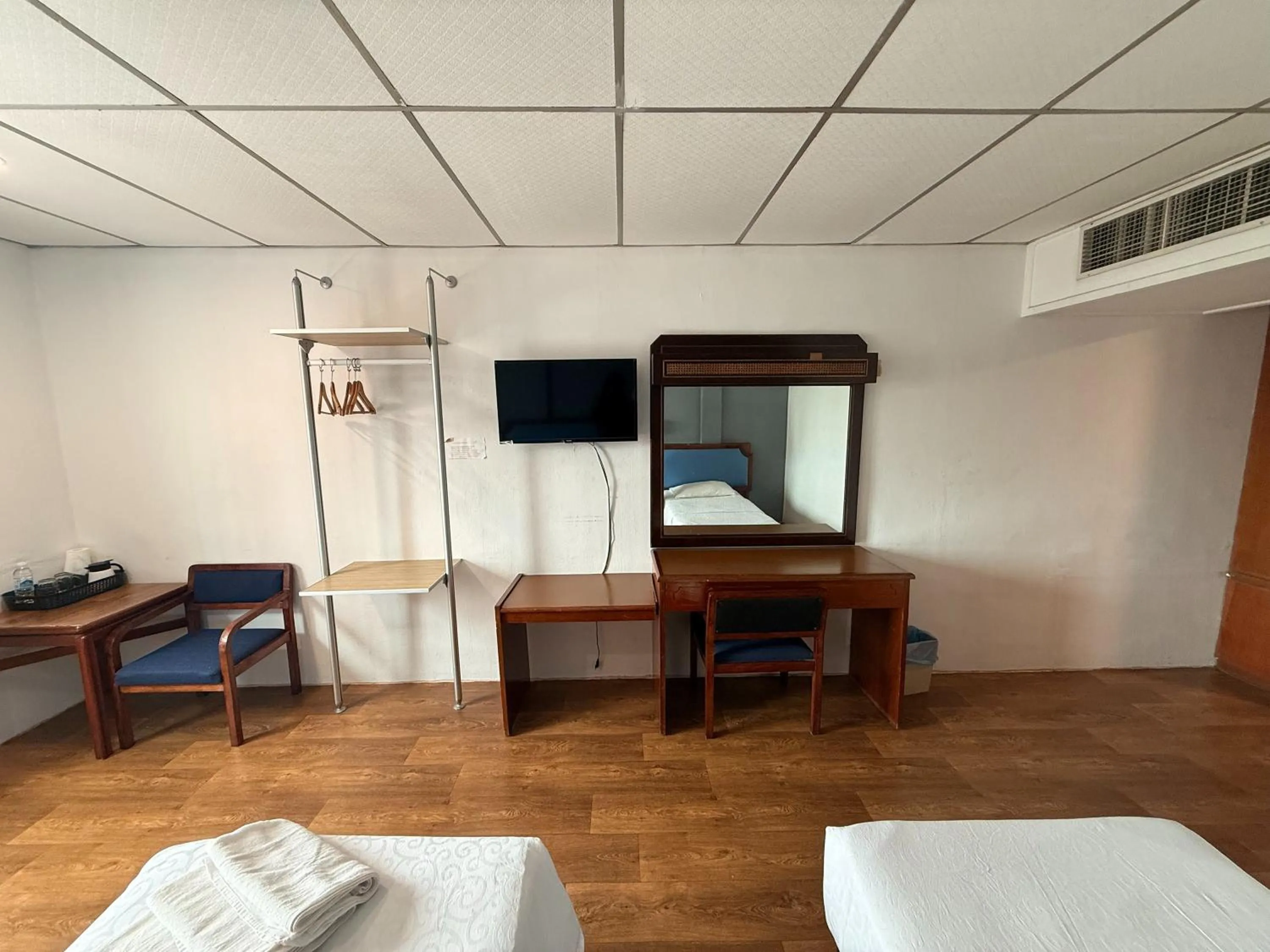 TV and multimedia, Bed in Anika Inn Kluang