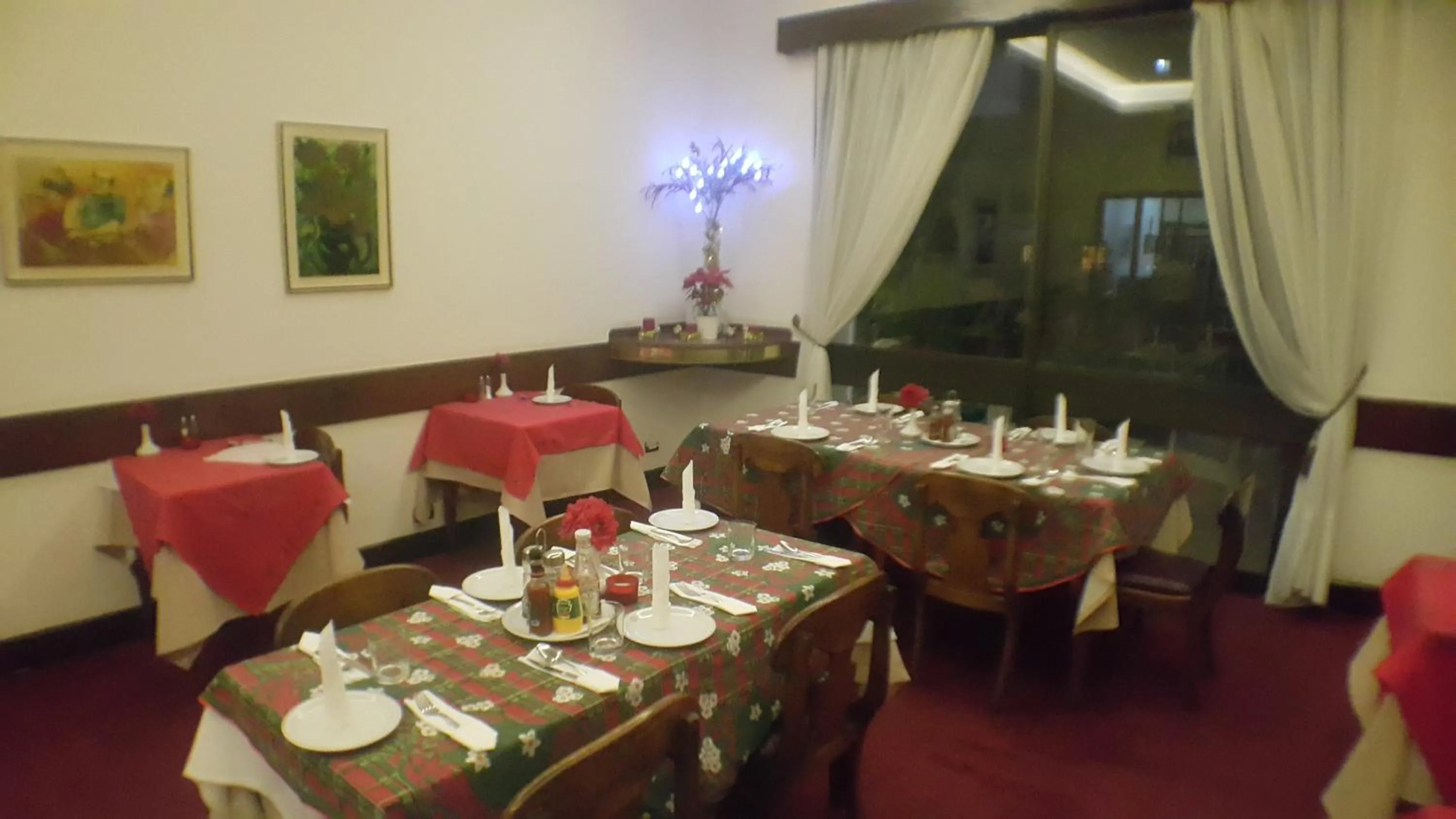 Restaurant/places to eat in Horus House Hotel Zamalek