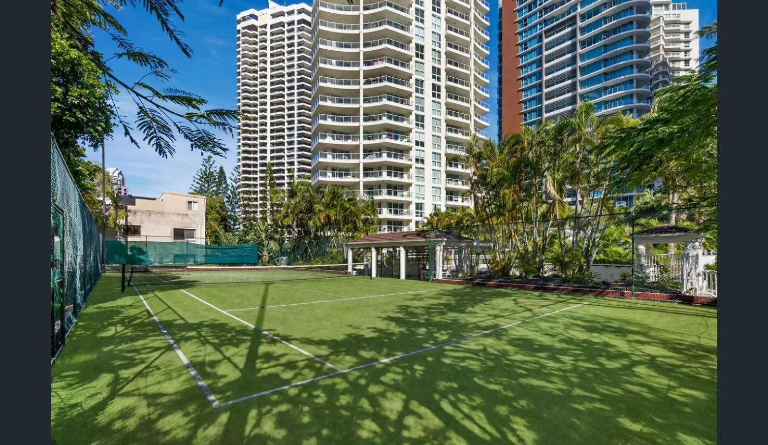 Tennis court in The Crest Apartments