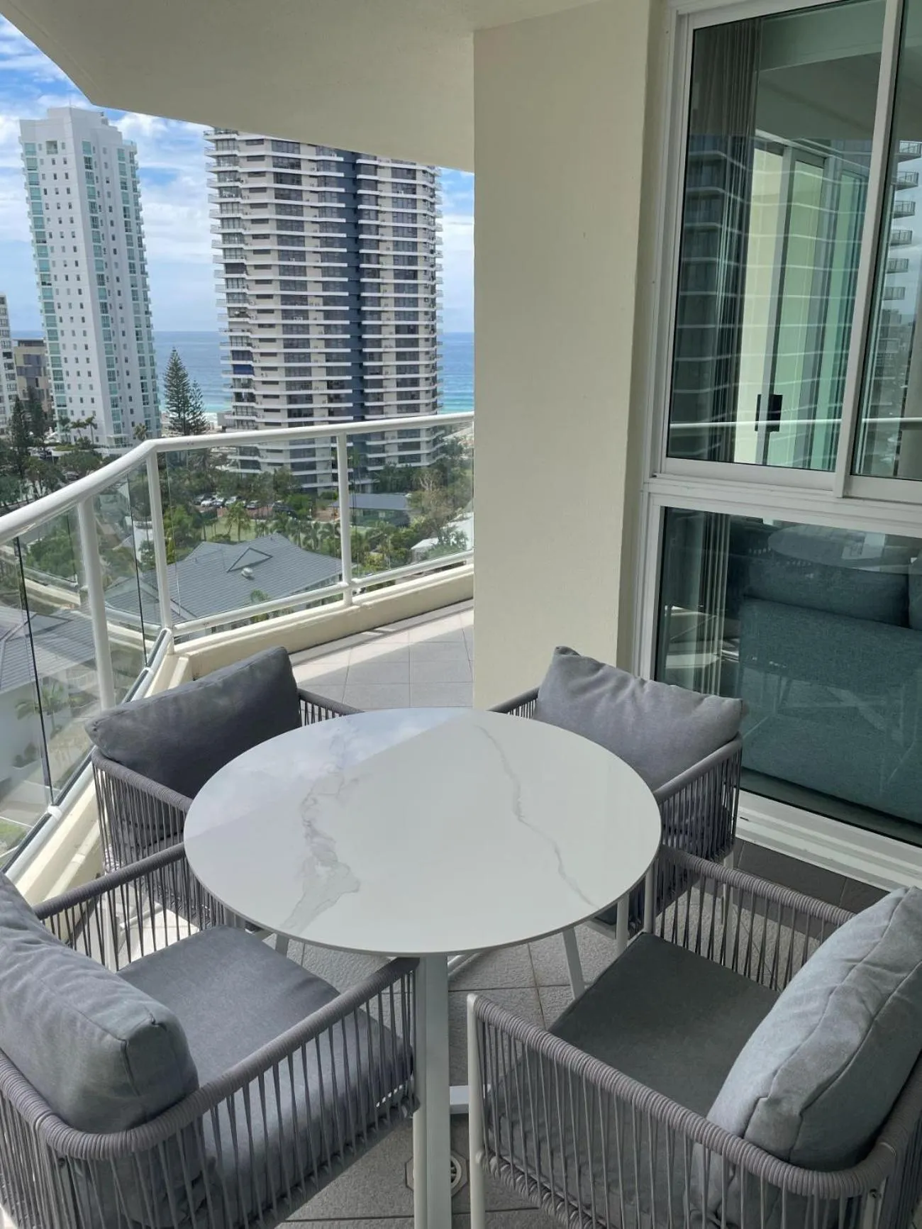 Balcony/Terrace in The Crest Apartments - Main Beach