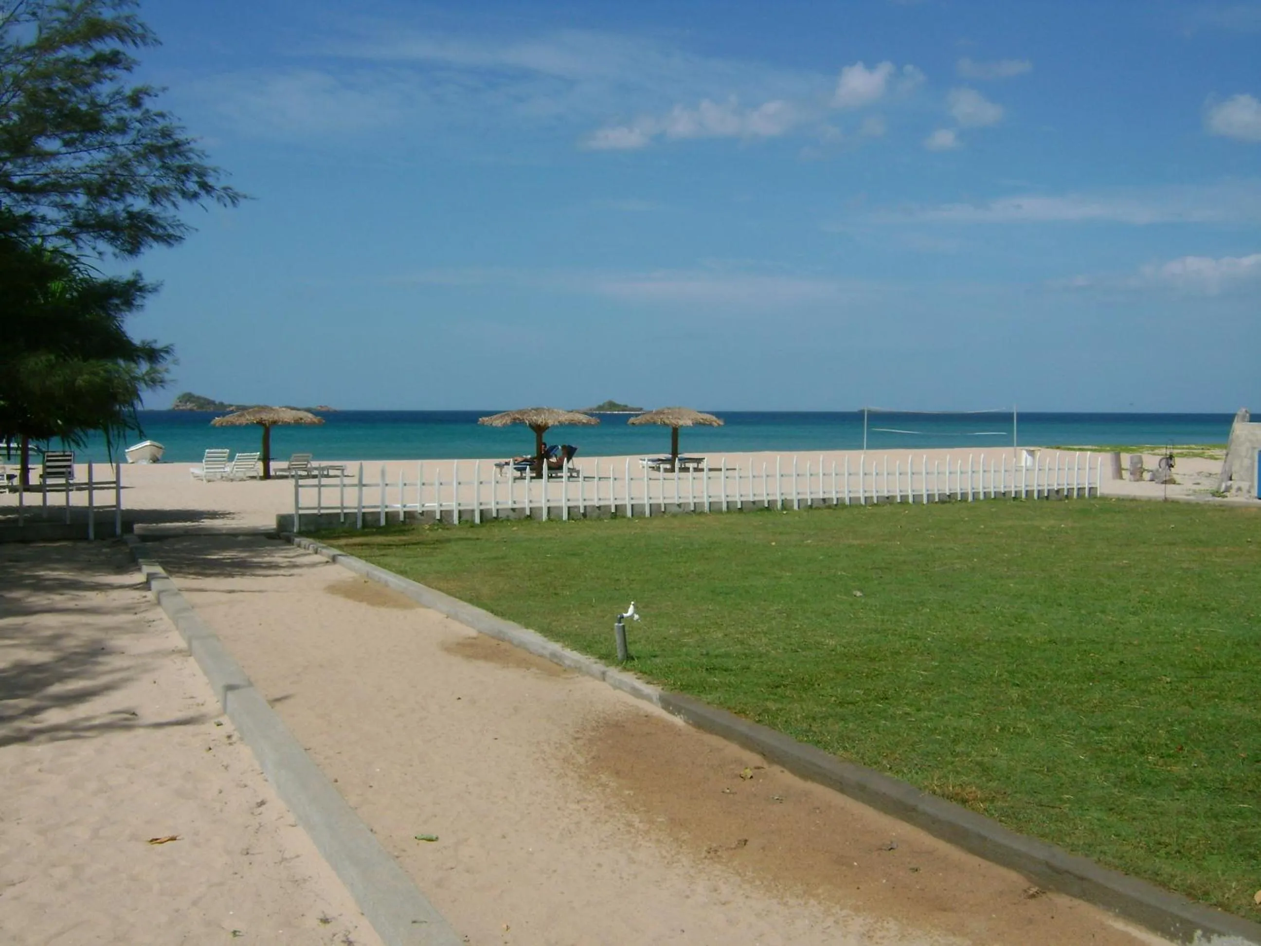 Beach in Pigeon Island Beach Resort