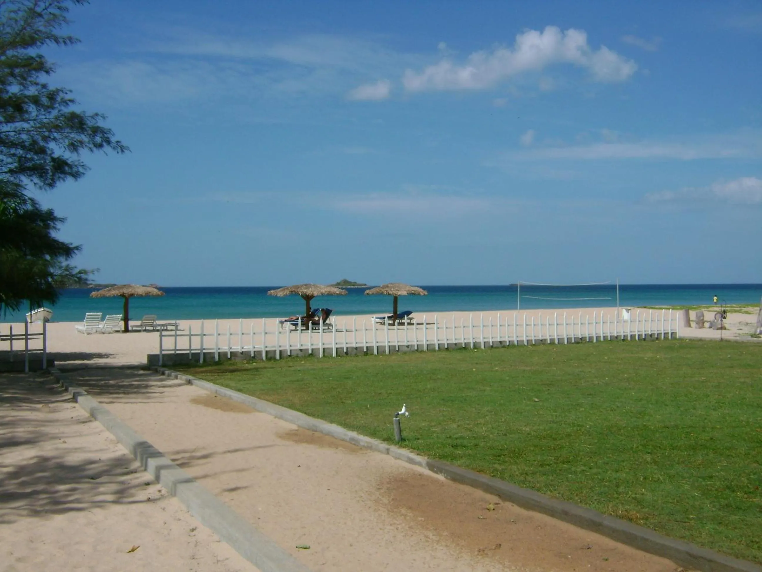 Beach in Pigeon Island Beach Resort