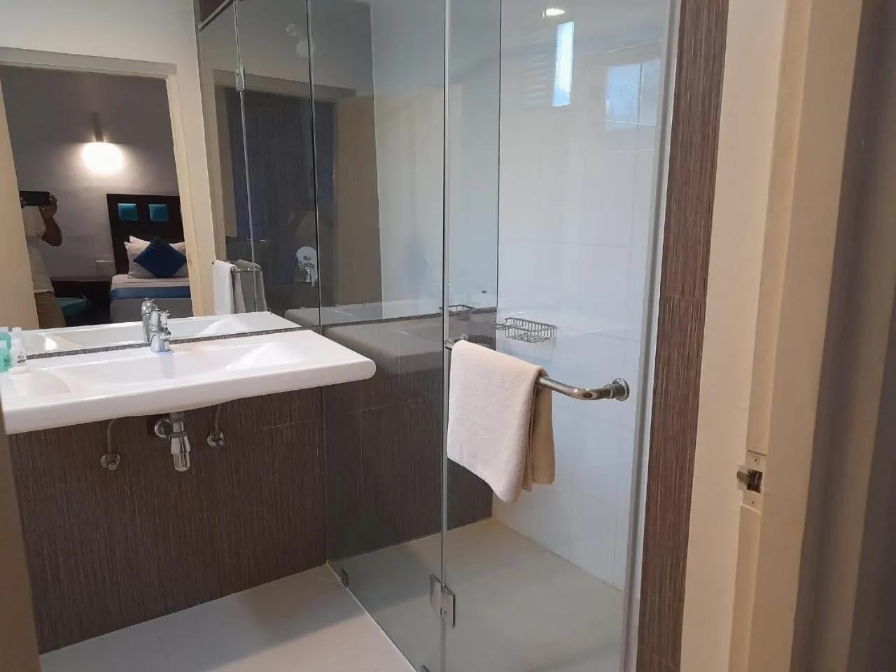 Bathroom in Pigeon Island Beach Resort