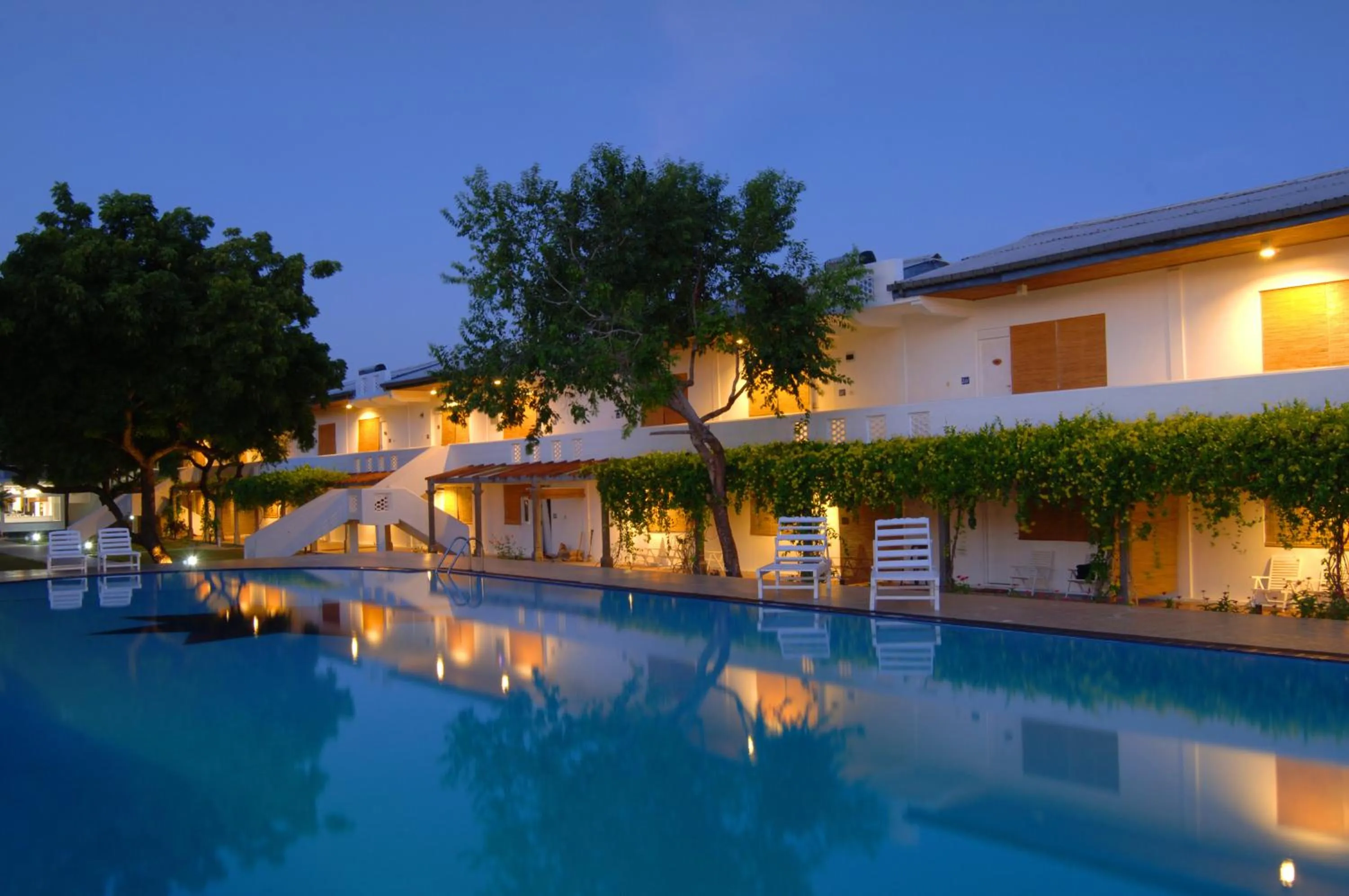Swimming pool in Pigeon Island Beach Resort