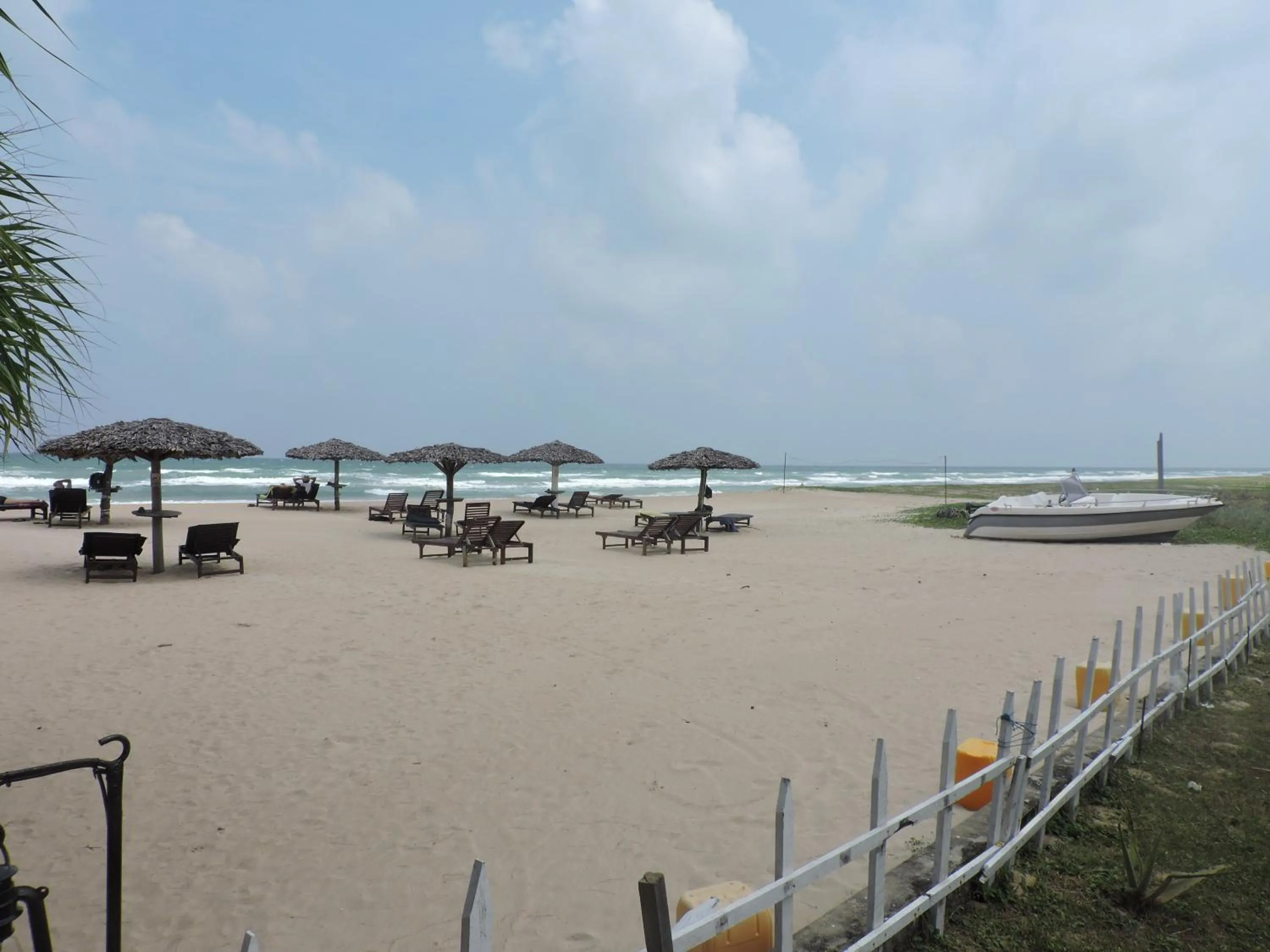 Beach in Pigeon Island Beach Resort