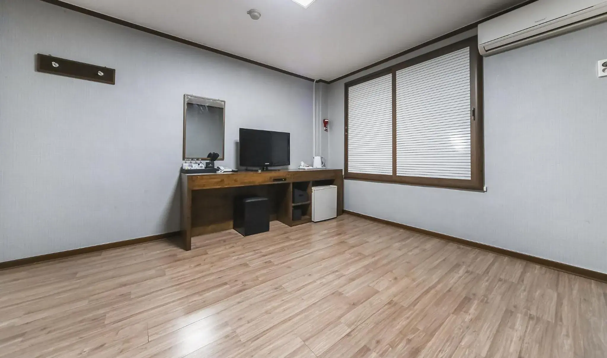 Korean Style Ondol Room in Hotel Valentine Gyeongju Korean Style Ondol Room in Hotel Valentine Gyeongju