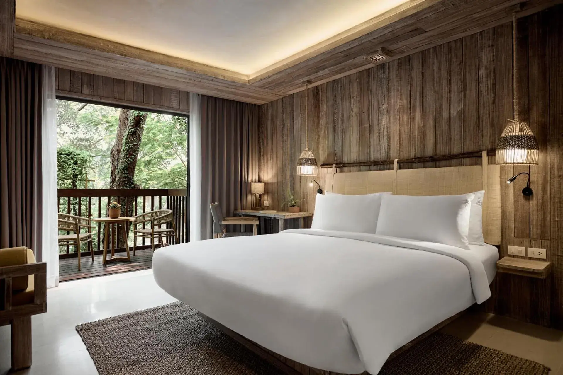 Bedroom, Bed in Dinso Resort & Villas Phuket, Vignette Collection by IHG Bedroom, Bed in Dinso Resort & Villas Phuket, Vignette Collection by IHG