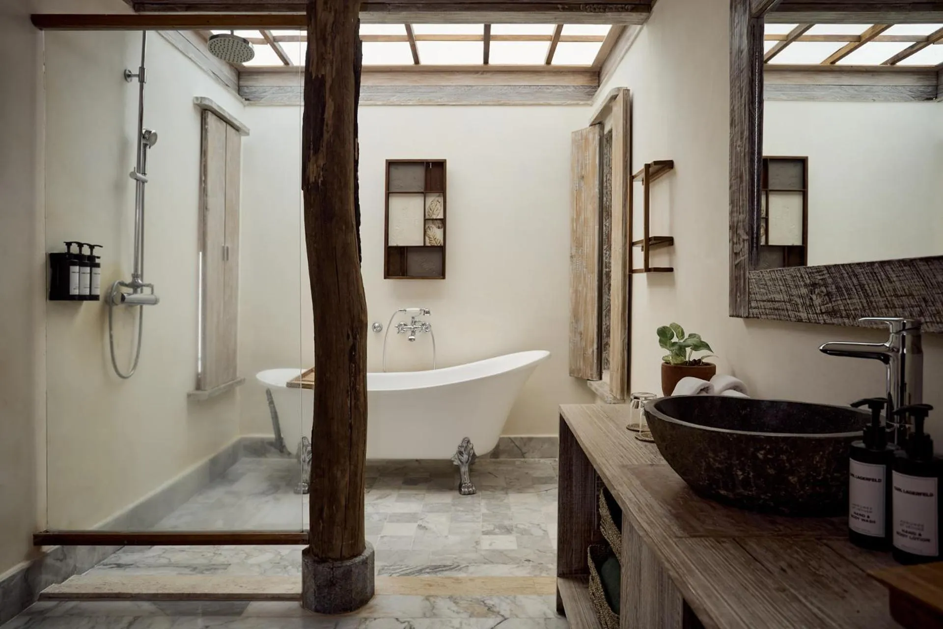 Bathroom in Dinso Resort & Villas Phuket, Vignette Collection by IHG
