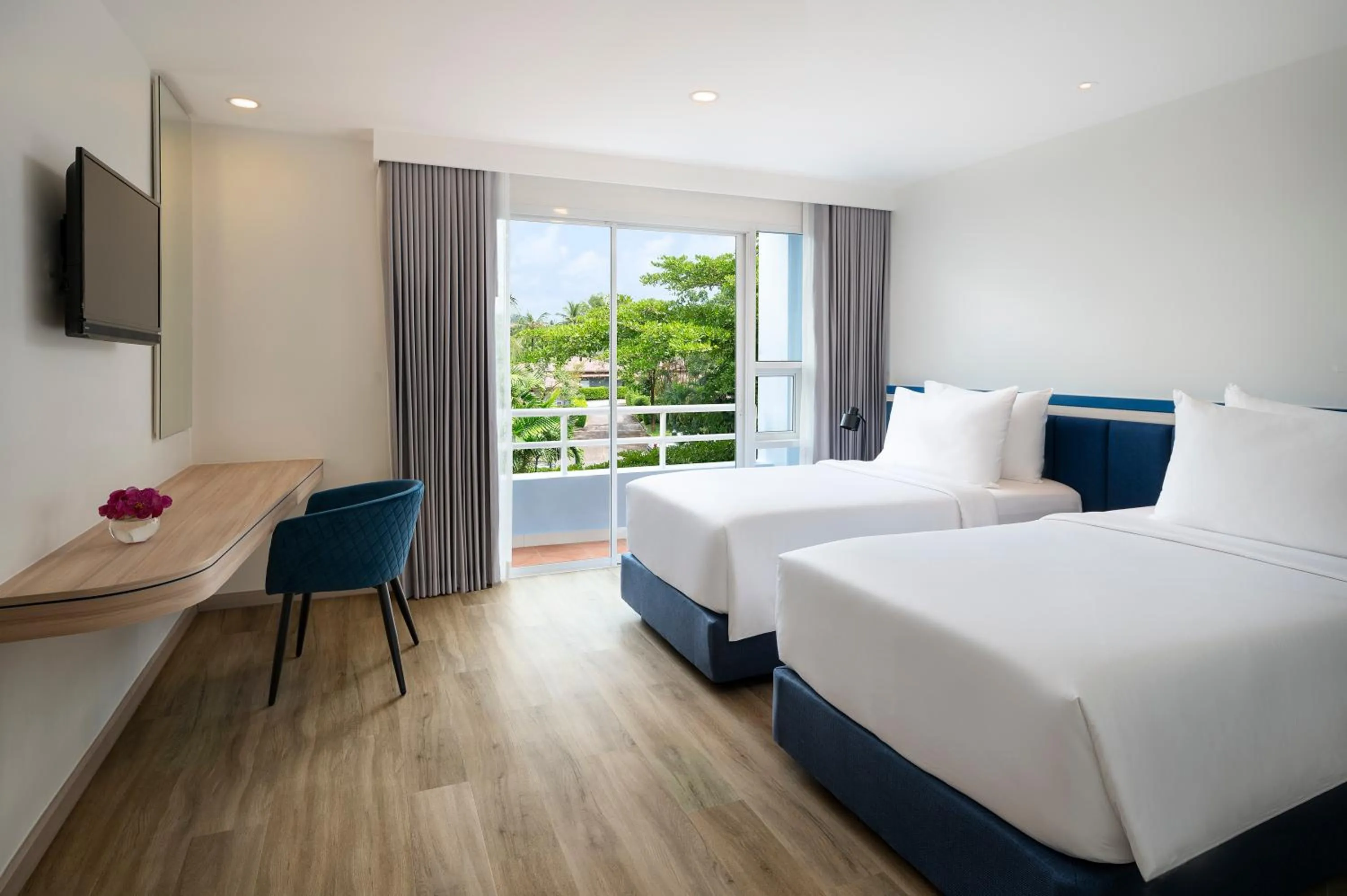 Bedroom, Bed in NH Boat Lagoon Phuket Resort