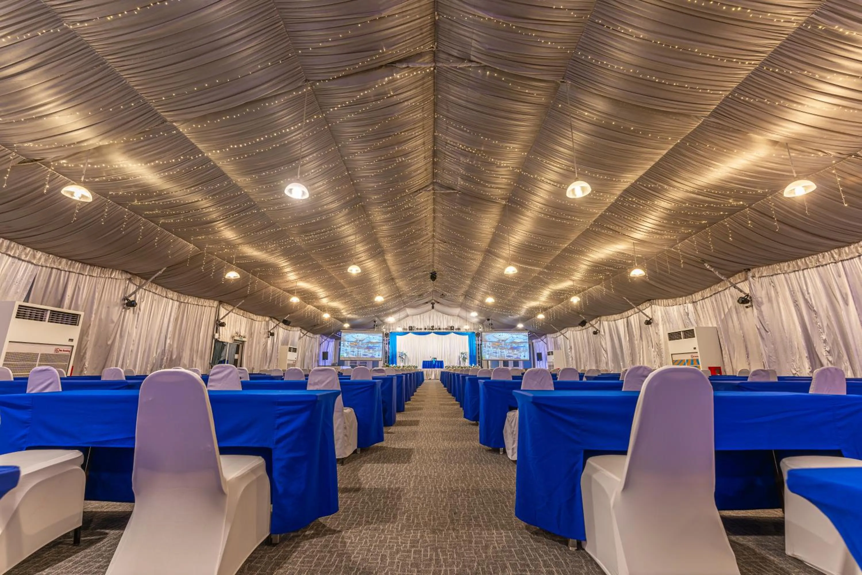 Property building in NH Boat Lagoon Phuket Resort