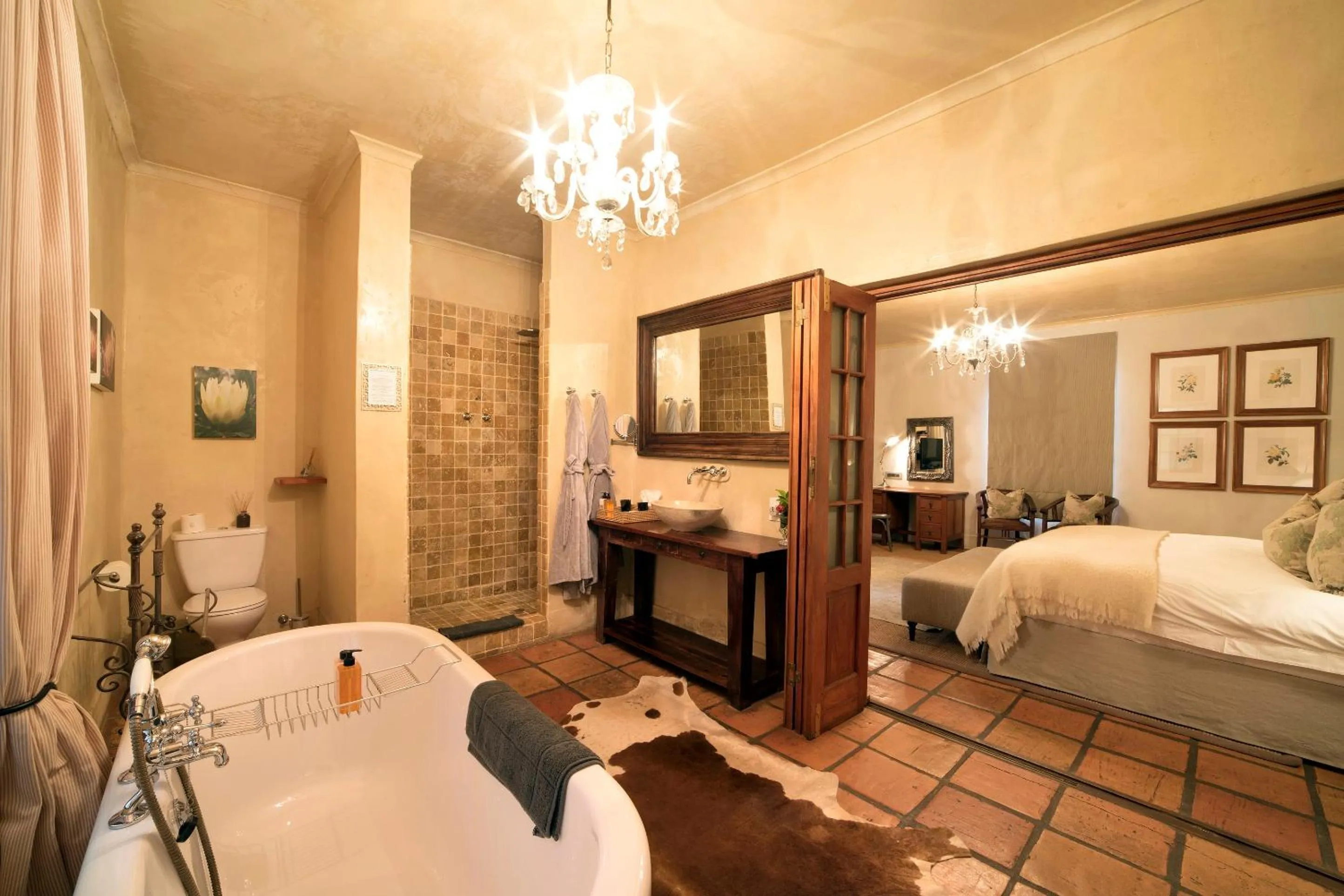 Bathroom, Bed in Avondrood Guest House by The Oyster Collection