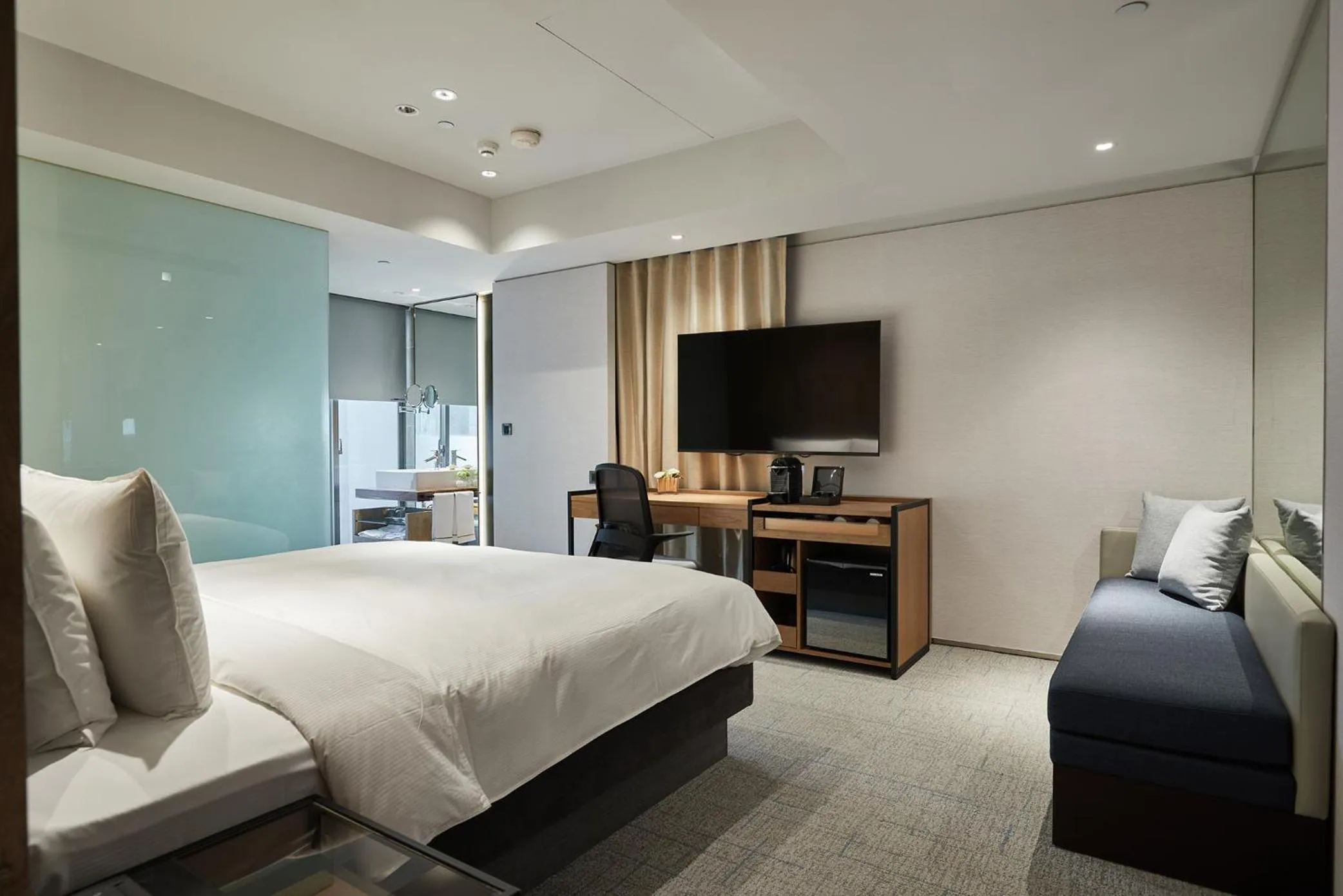 Bed in K Hotel Taipei Nanjing