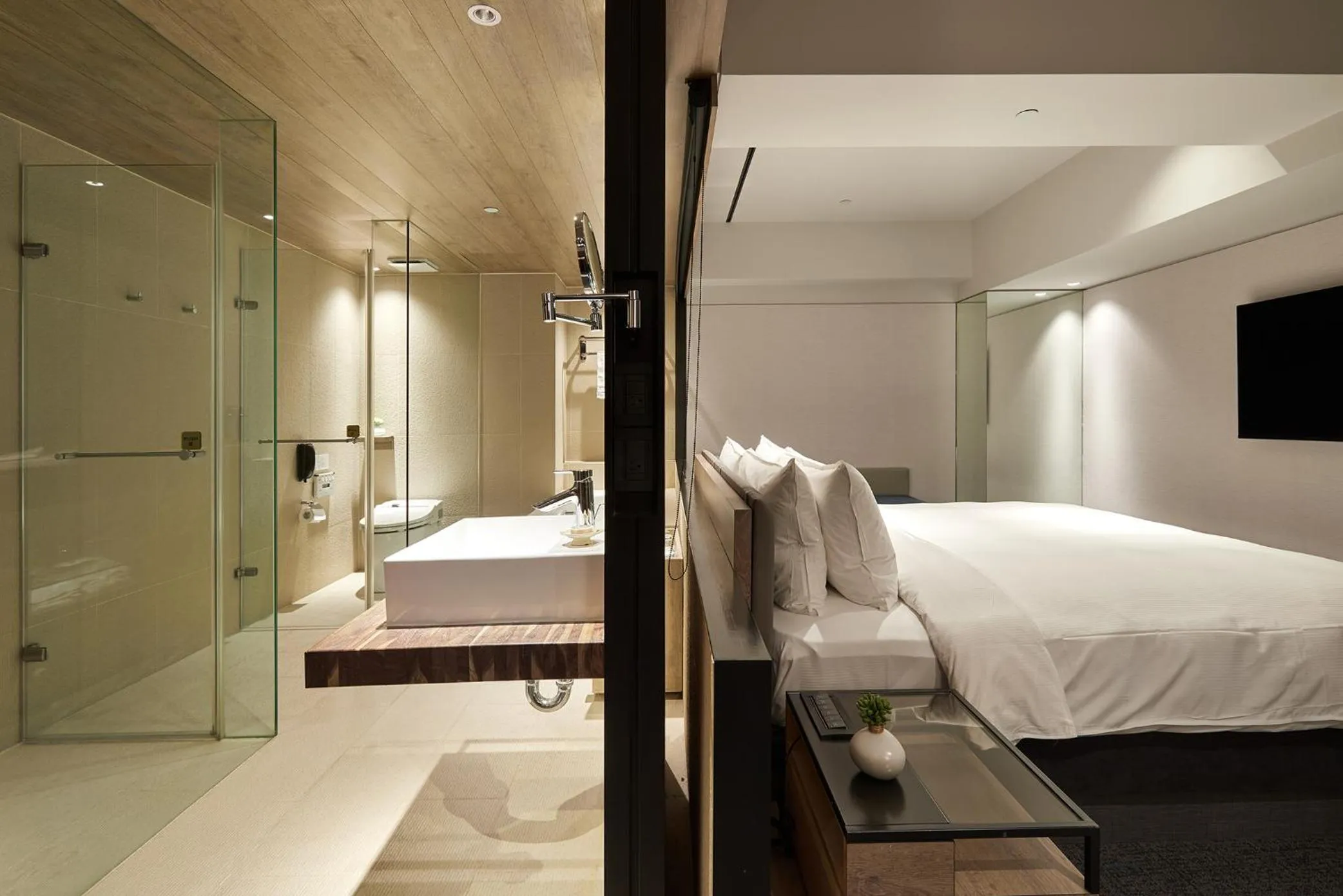 Bed in K Hotel Taipei Nanjing