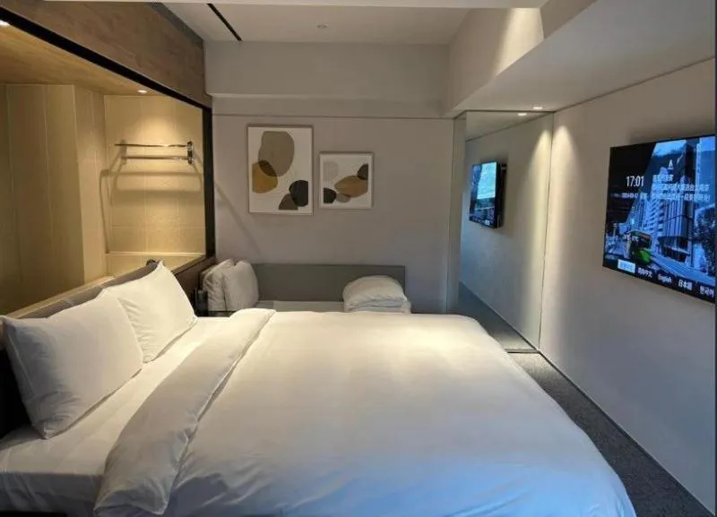 Photo of the whole room, Bed in K Hotel Taipei Nanjing