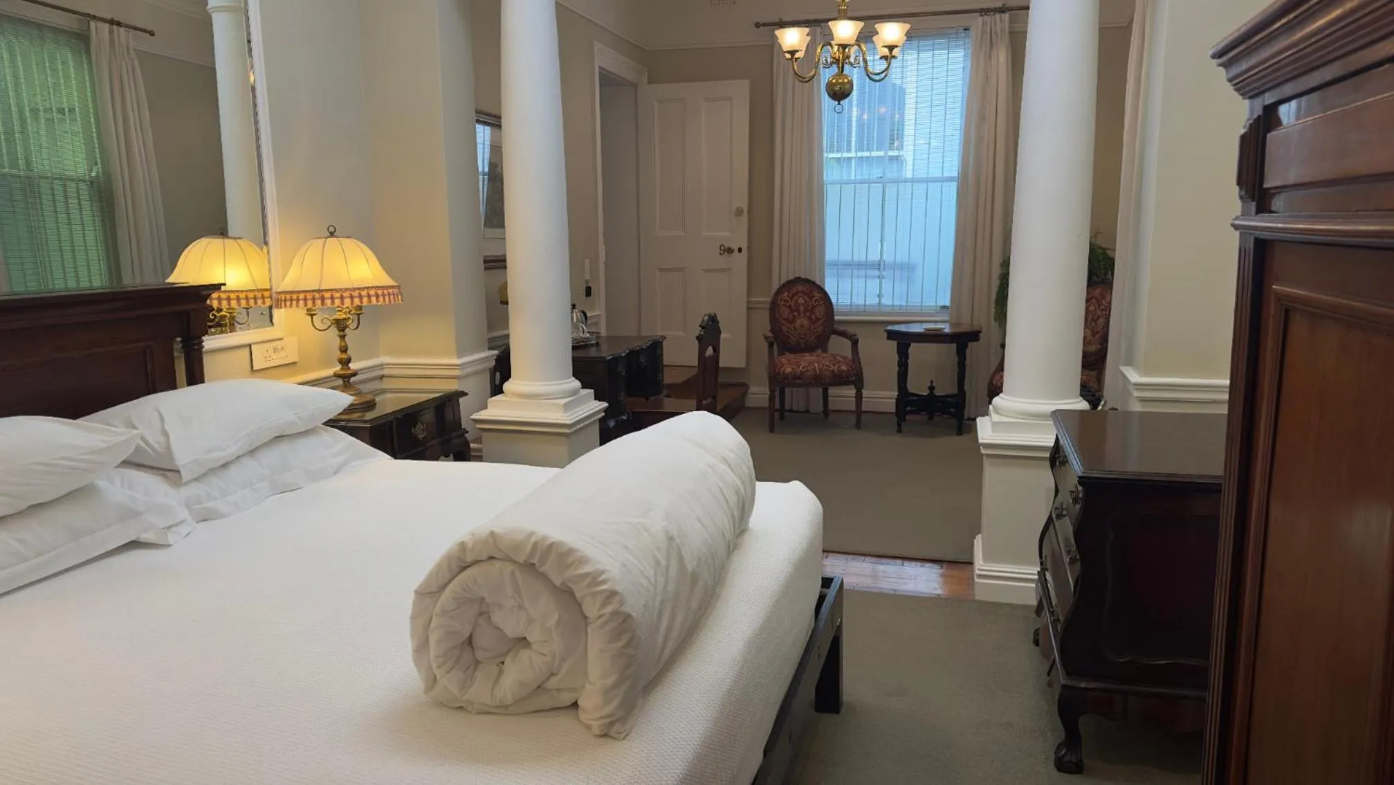 Bedroom, Bed in Tintagel Guest House