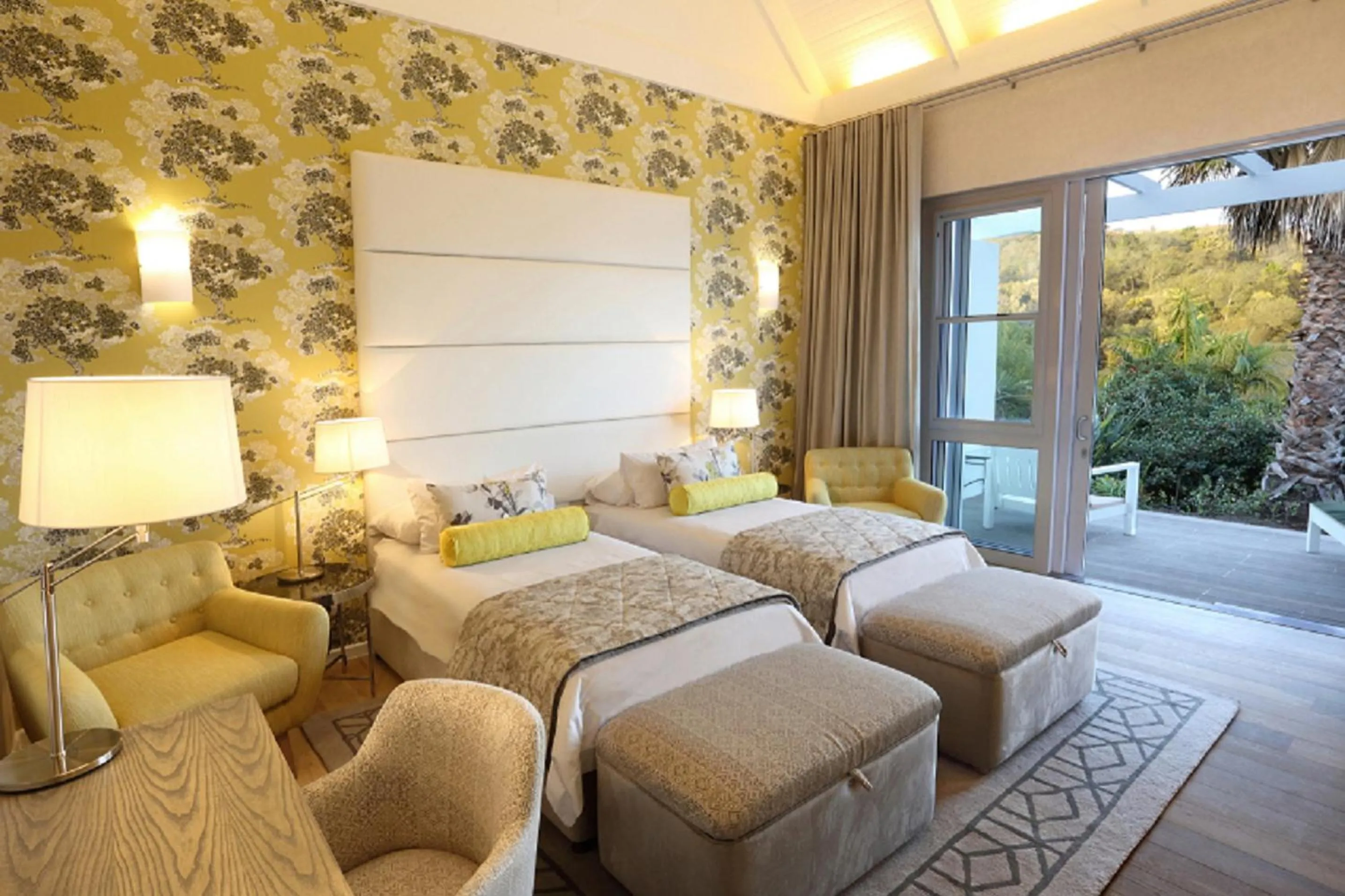 Seating area, Bed in Falcons View Manor