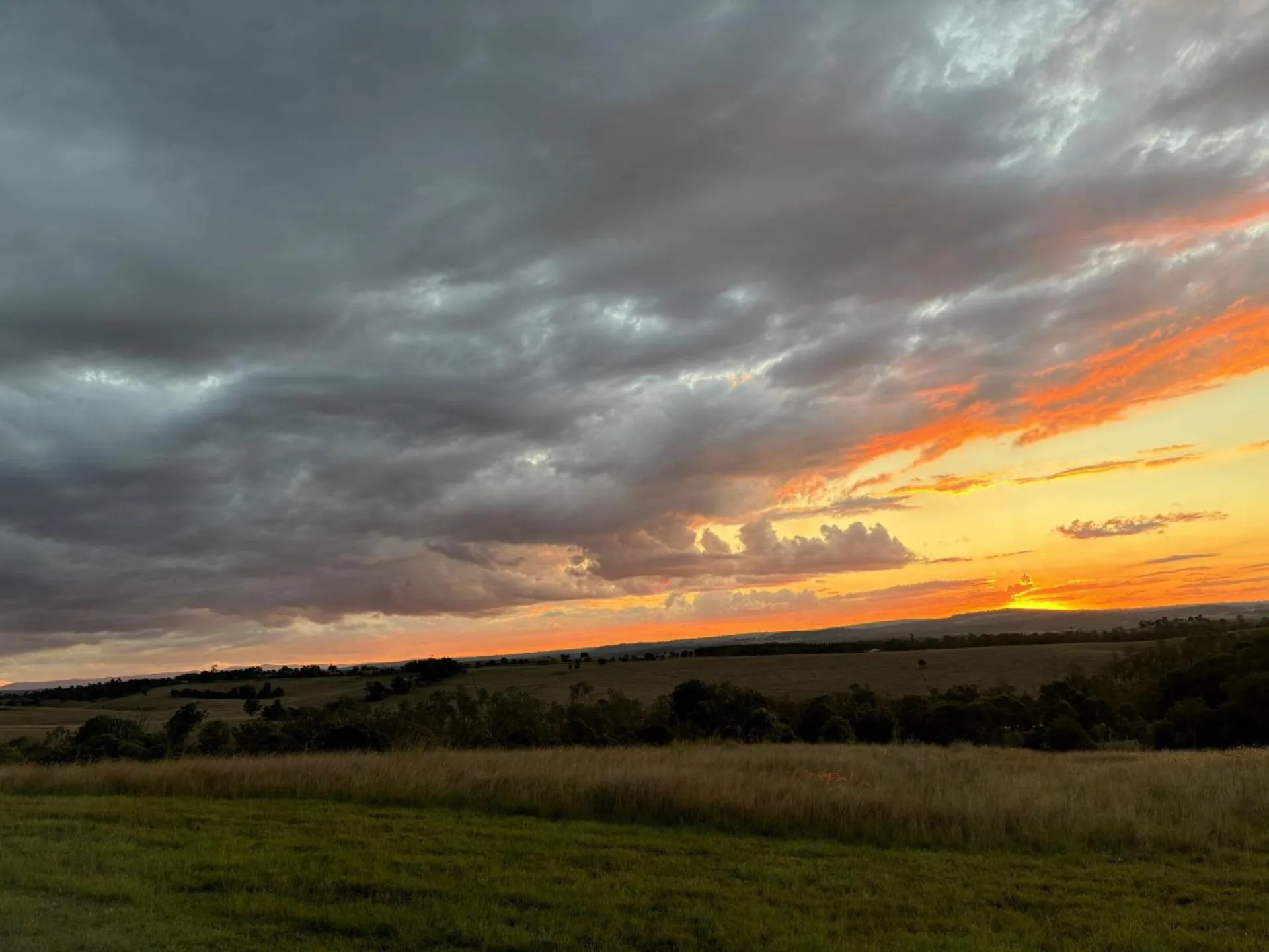 Sunset in The Block Vista B&B