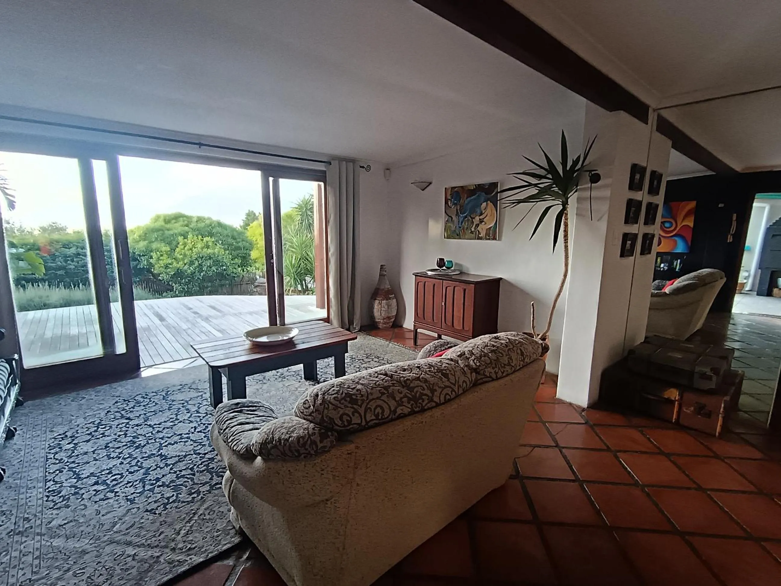 Evening entertainment in Happy Homes - Imhoffs Gift