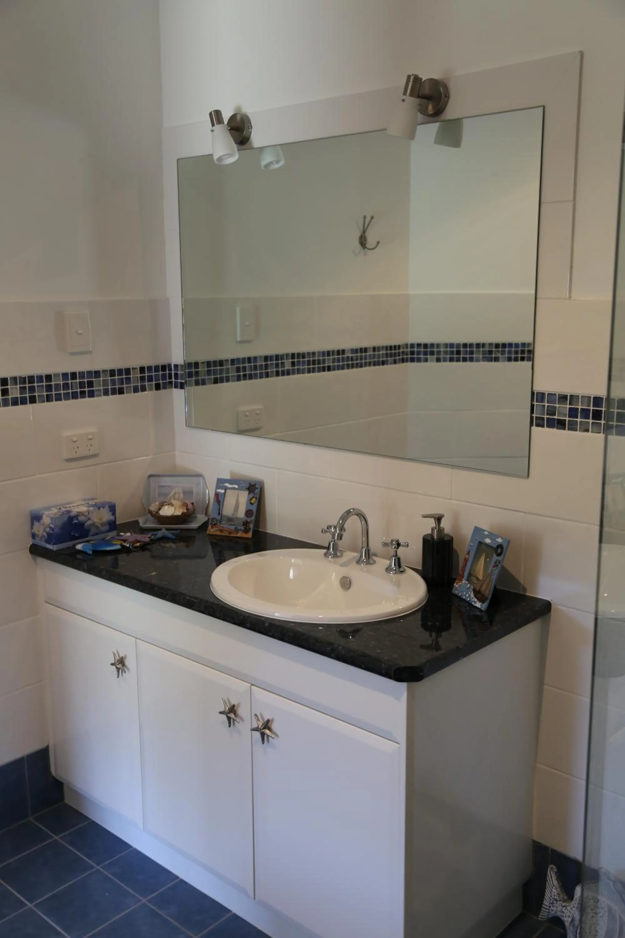 Bathroom in BellbirdHill Bed & Breakfast