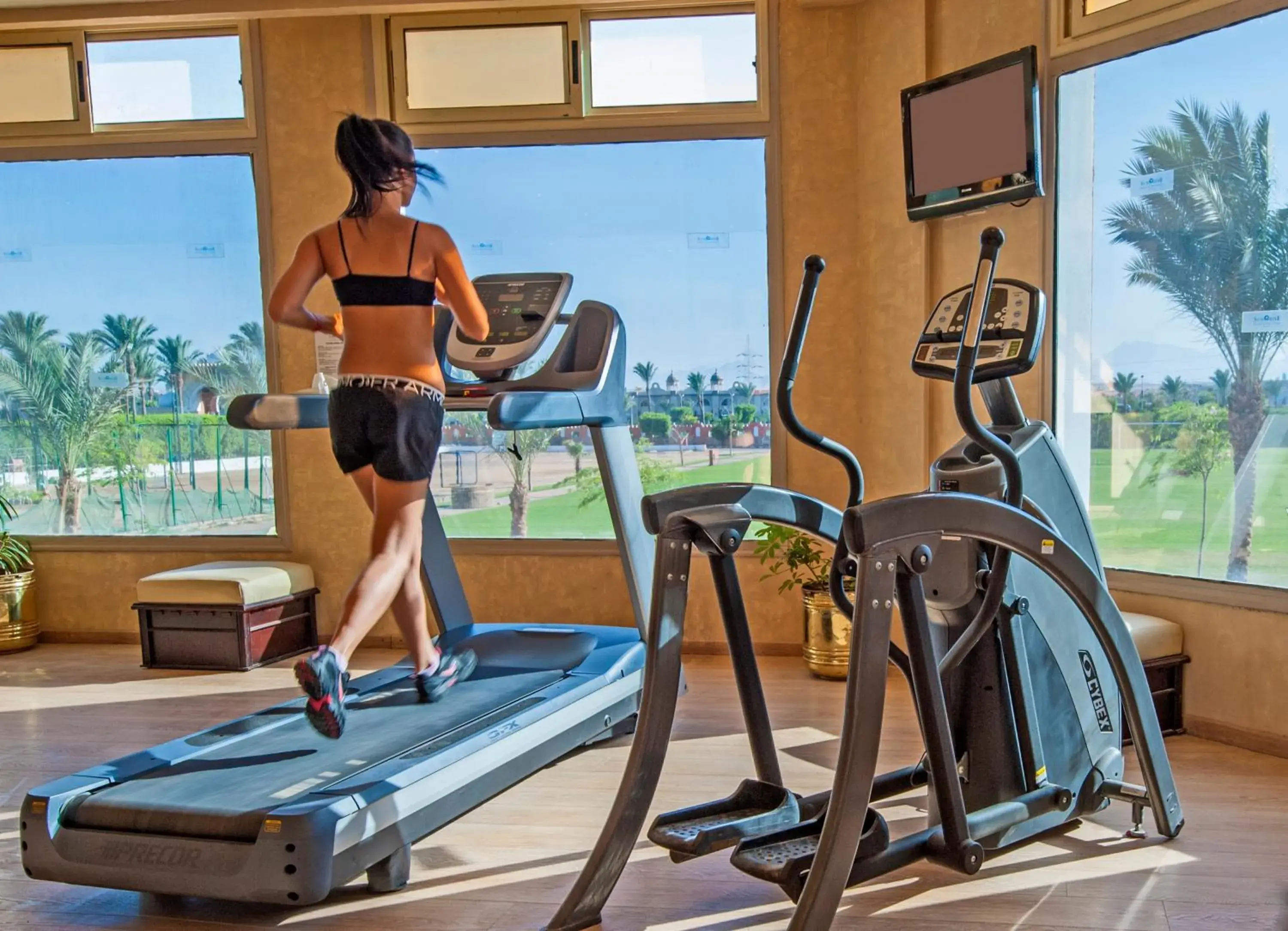 Fitness centre/facilities in Sunrise Mamlouk Palace Resort Fitness centre/facilities in Sunrise Mamlouk Palace Resort