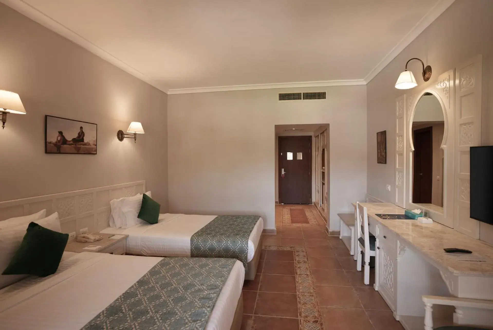 Bedroom, Bed in Sunrise Mamlouk Palace Resort Bedroom, Bed in Sunrise Mamlouk Palace Resort
