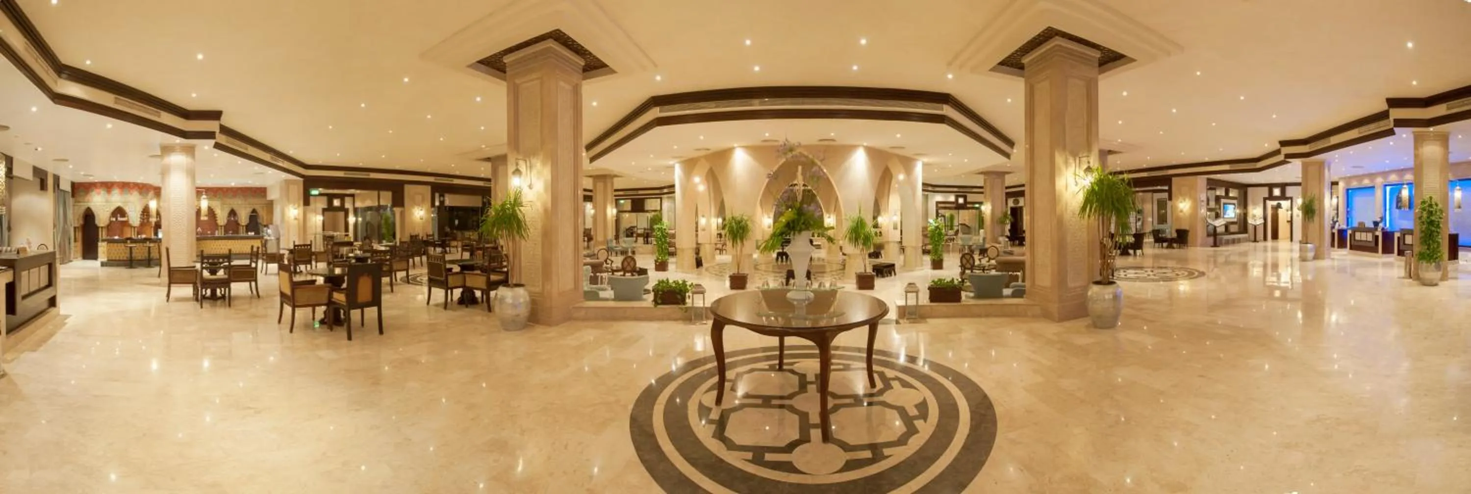 Lobby or reception in Sunrise Garden Beach Resort