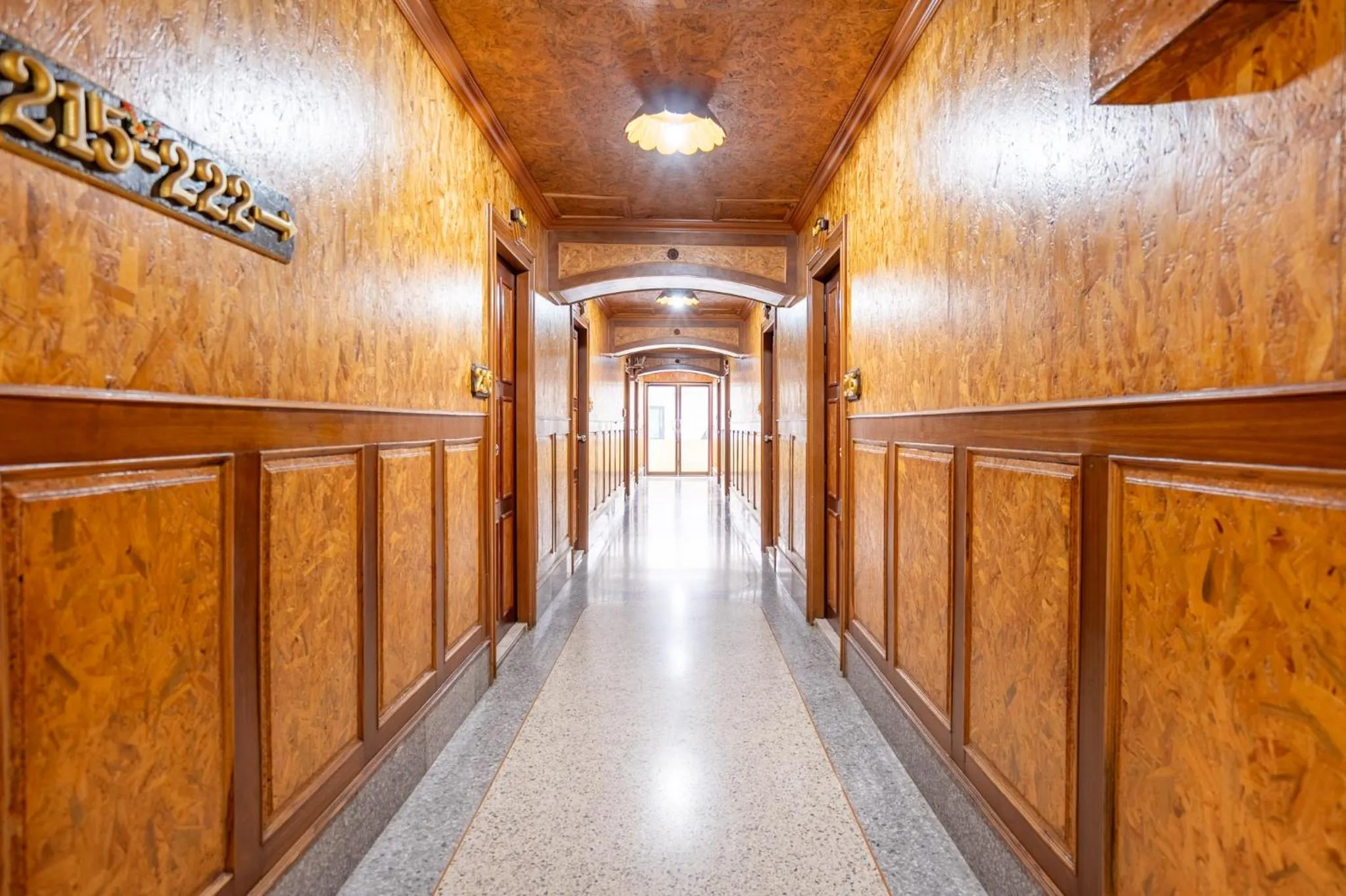 Property building in Chatsuree Mansion