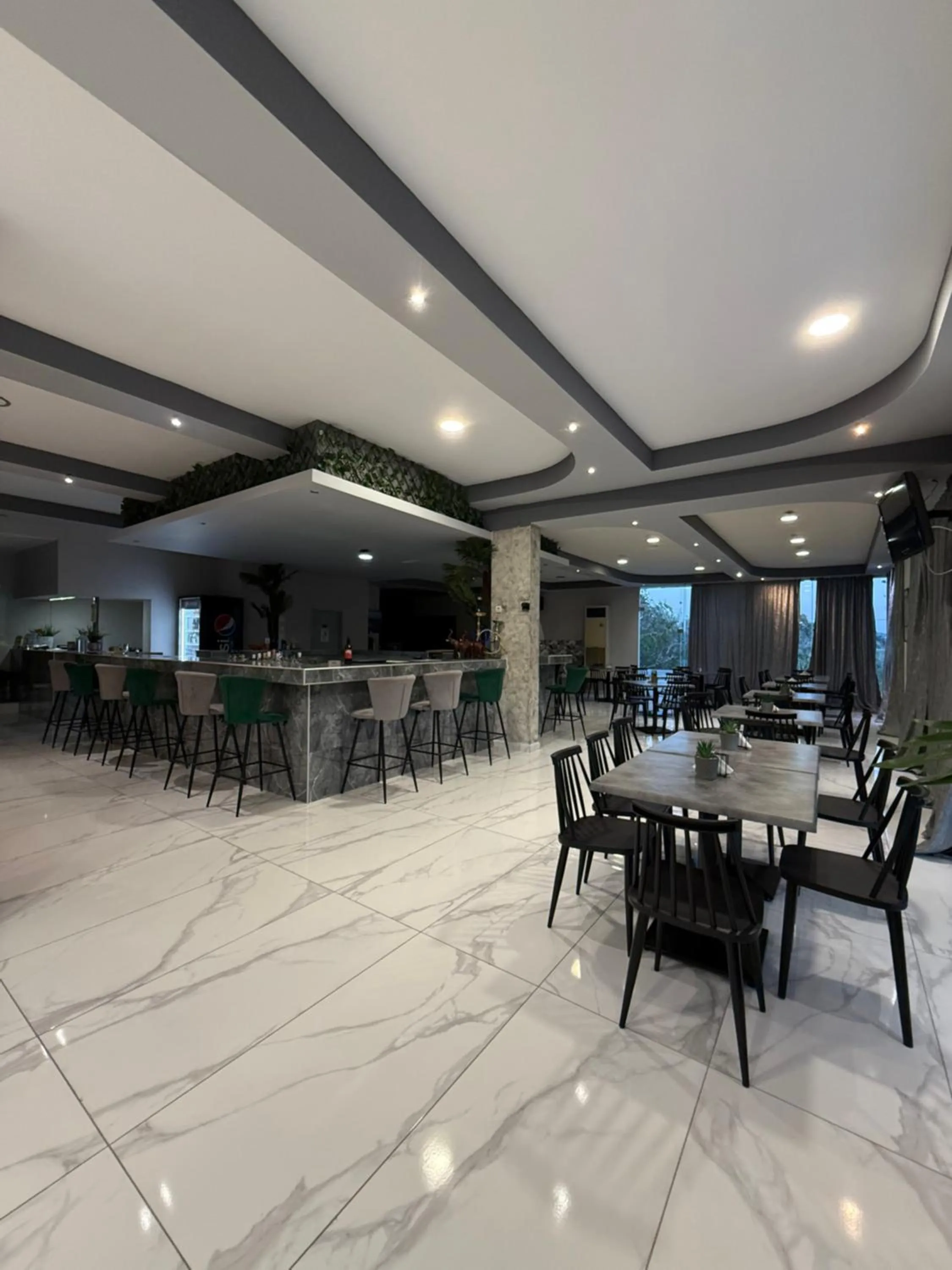 Restaurant/places to eat in Sotirakis Hotel