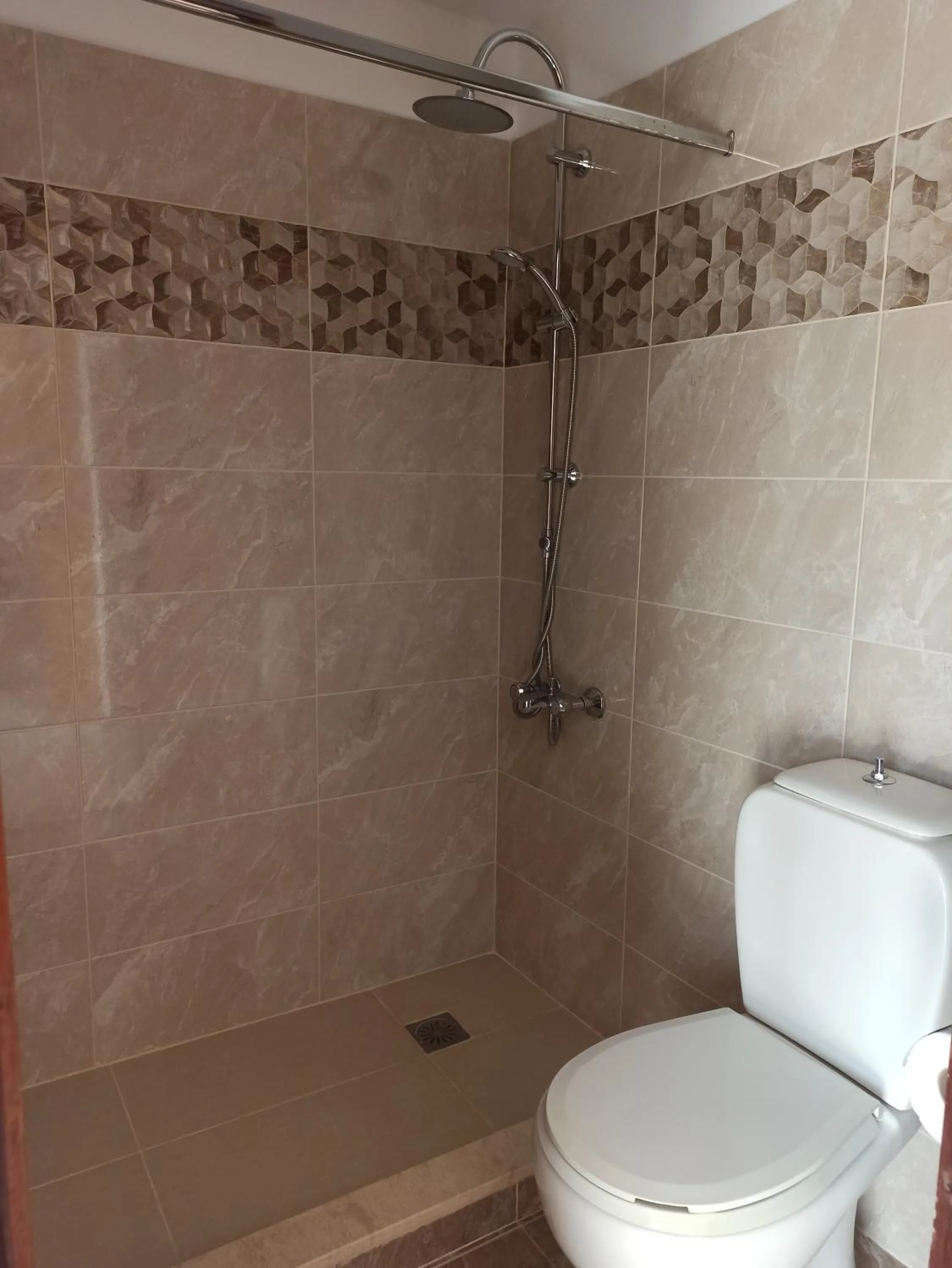 Shower in Sotirakis Hotel