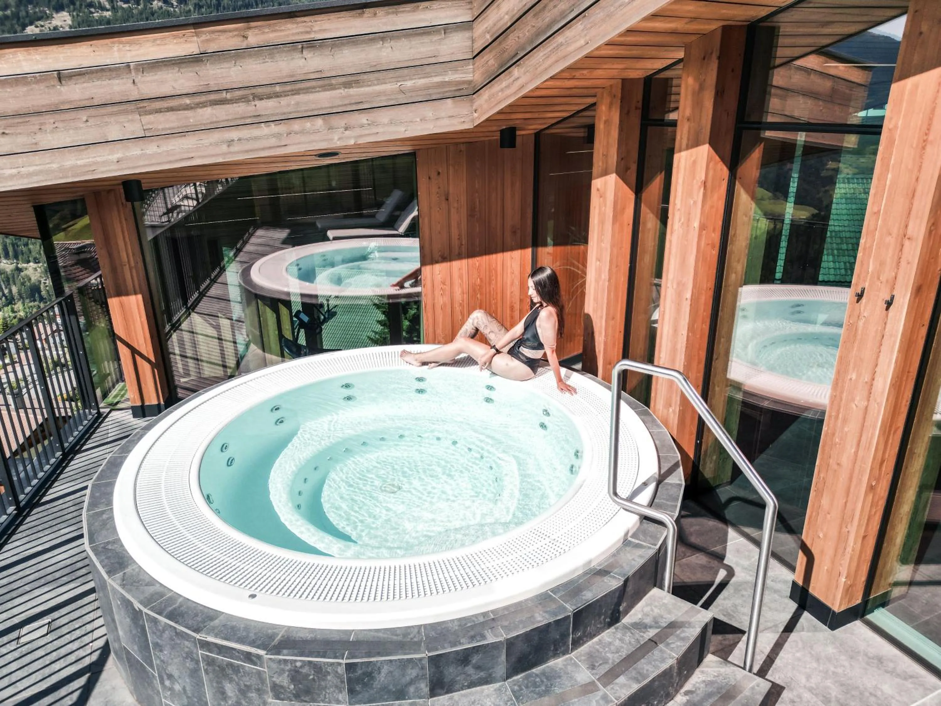 Hot Tub in Hotel Panoramic Lotsch