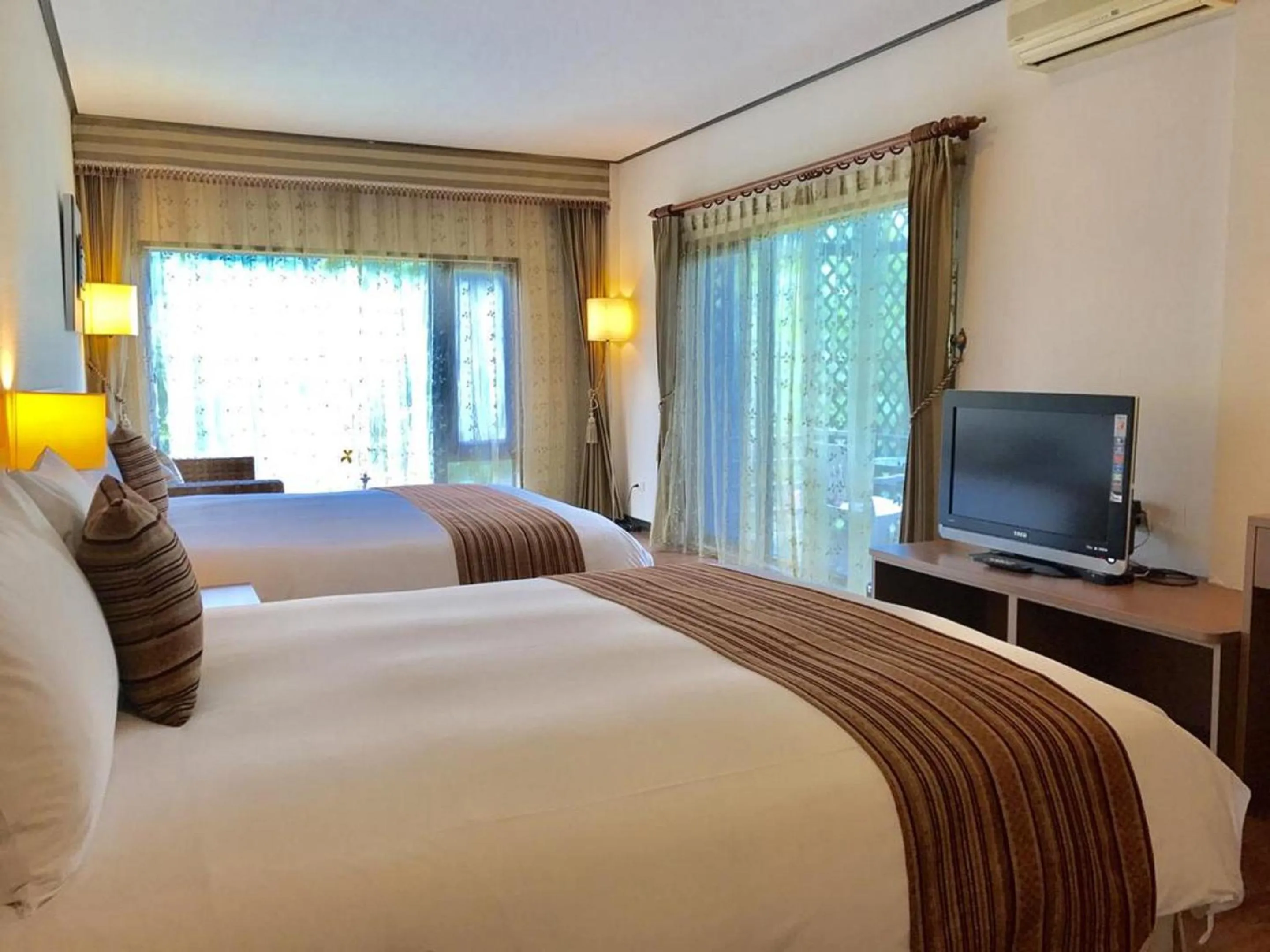 Photo of the whole room, Bed in 花蓮金澤居民宿樹窩民宿御安居民宿寵物友善