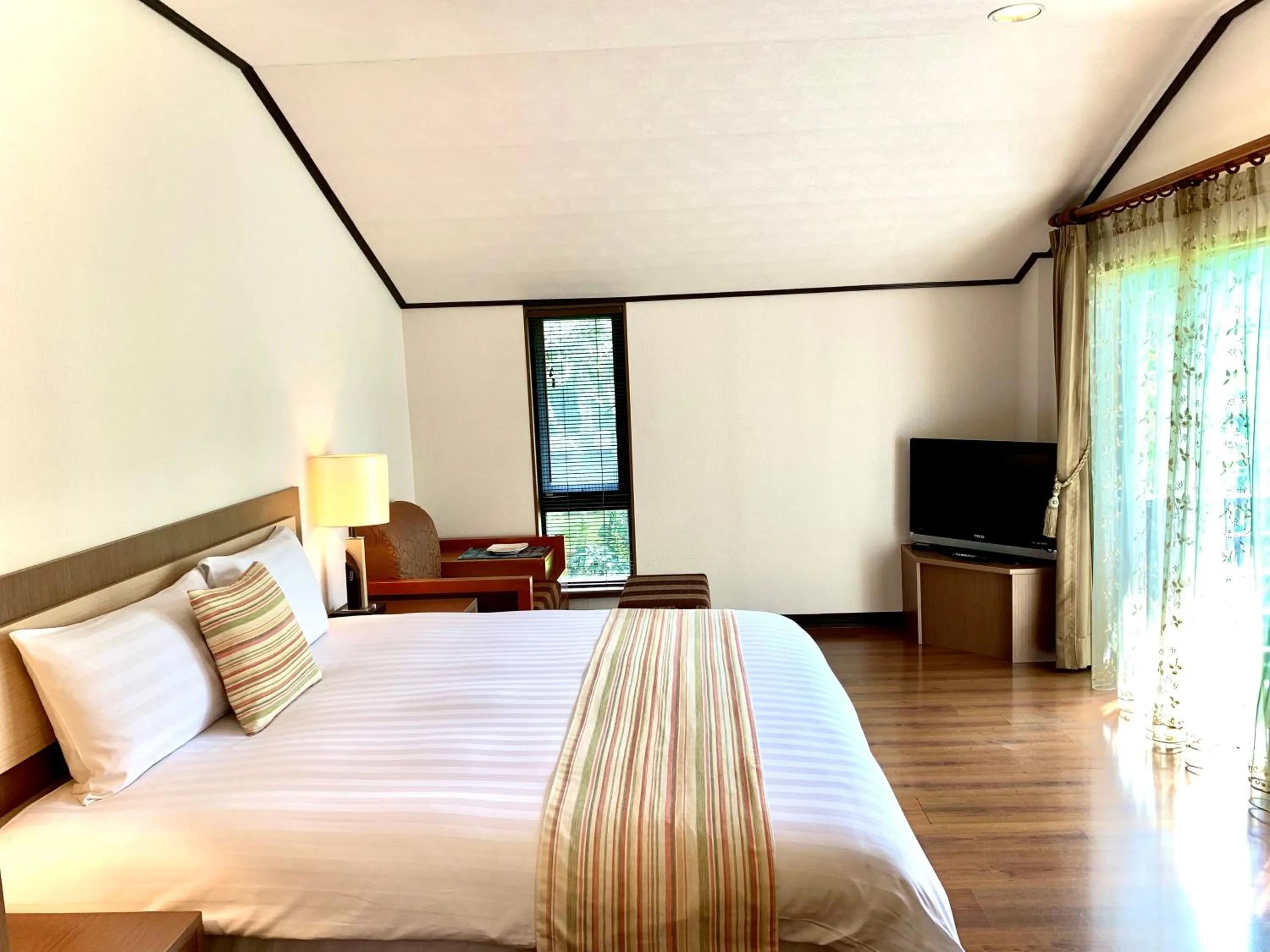 Photo of the whole room, Bed in 花蓮金澤居民宿樹窩民宿御安居民宿寵物友善