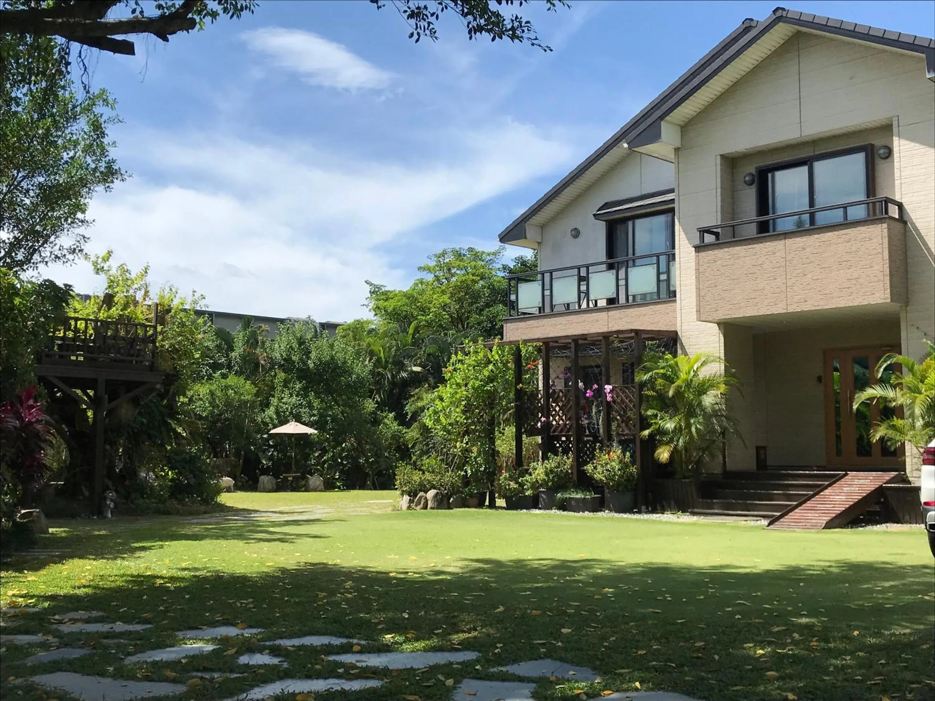 Property building in 花蓮金澤居民宿樹窩民宿御安居民宿寵物友善