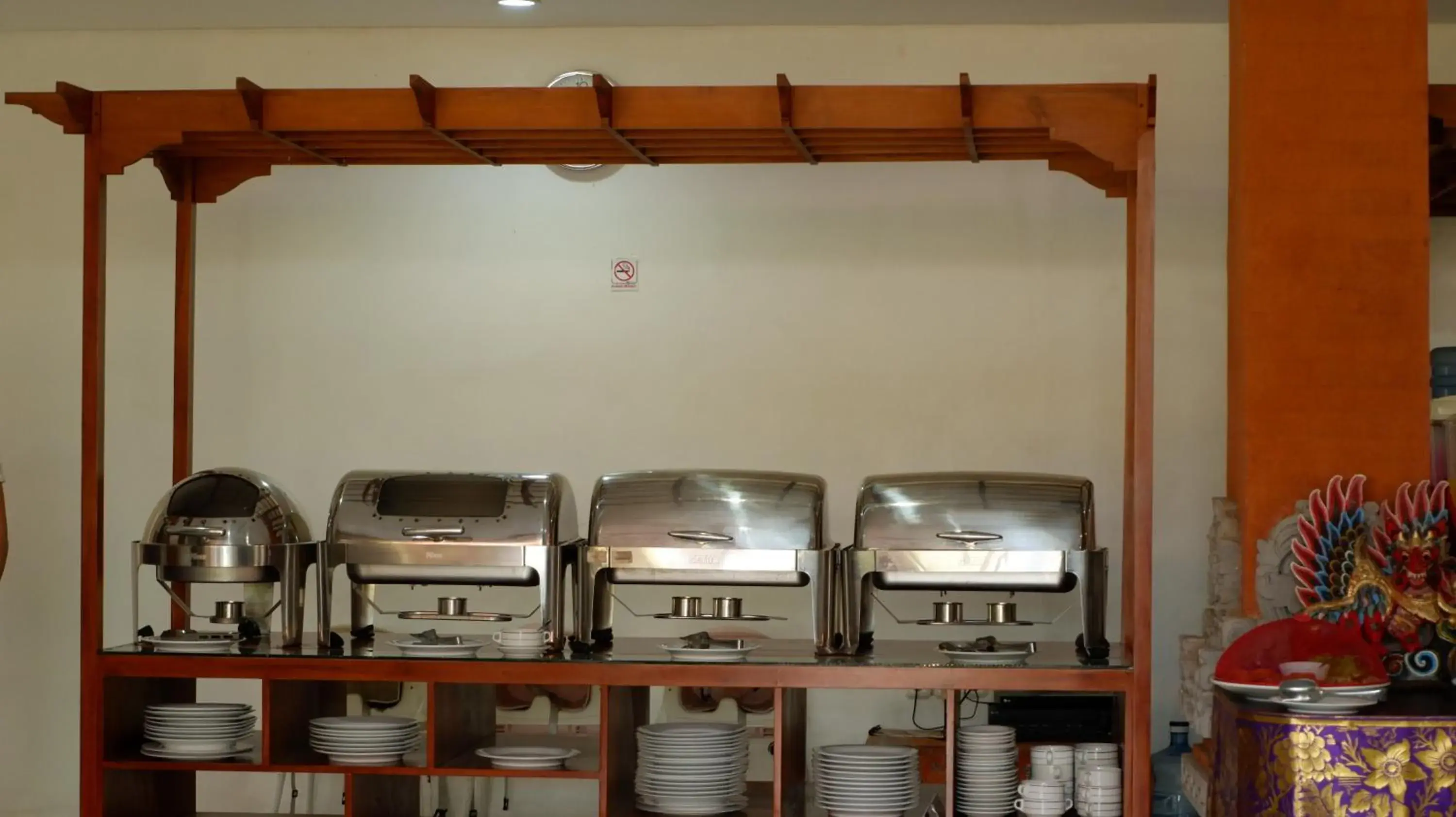 Restaurant/places to eat in Swastika Bungalows Restaurant/places to eat in Swastika Bungalows