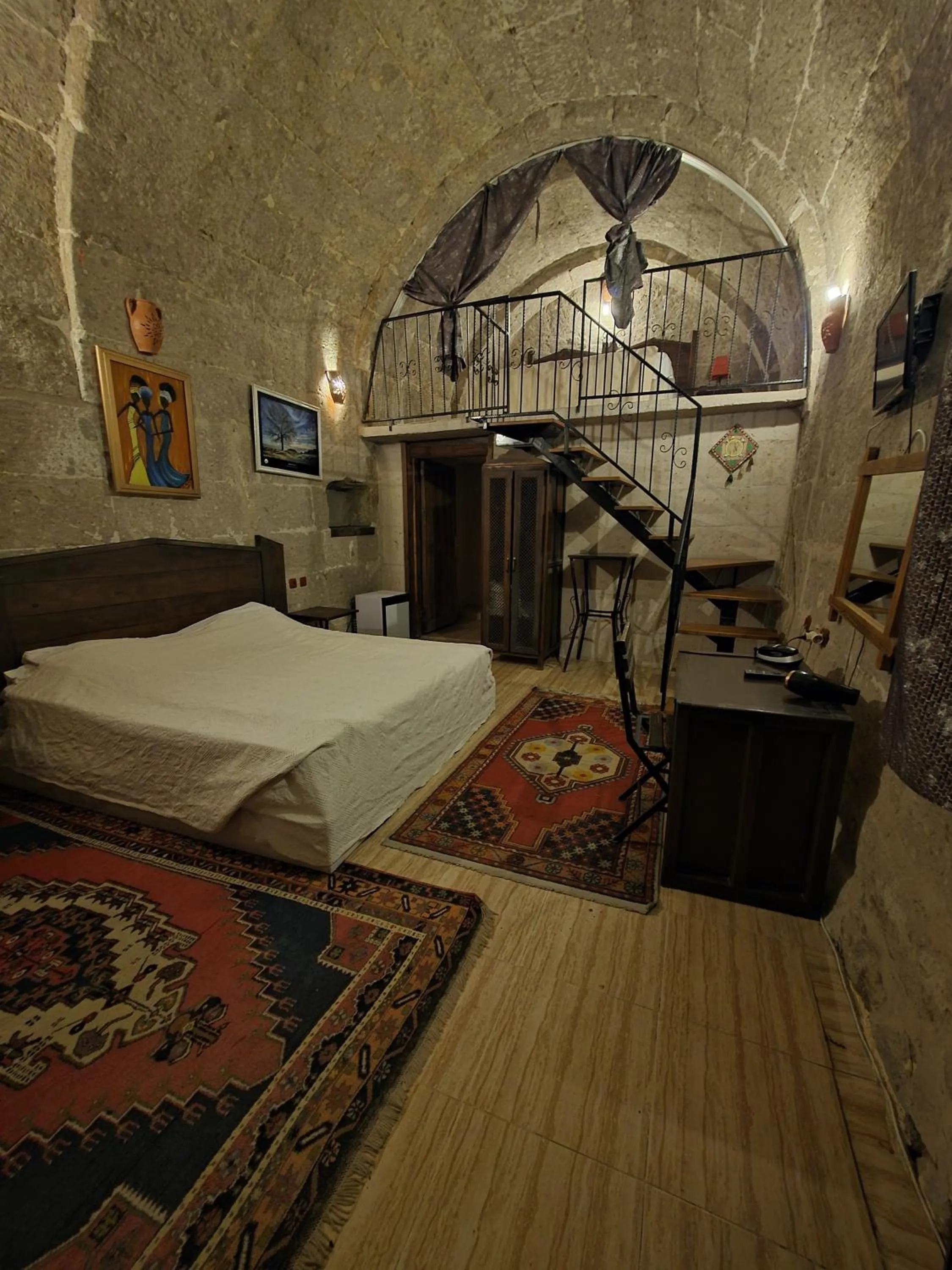 Photo of the whole room, Bed in Karamanli Konagi