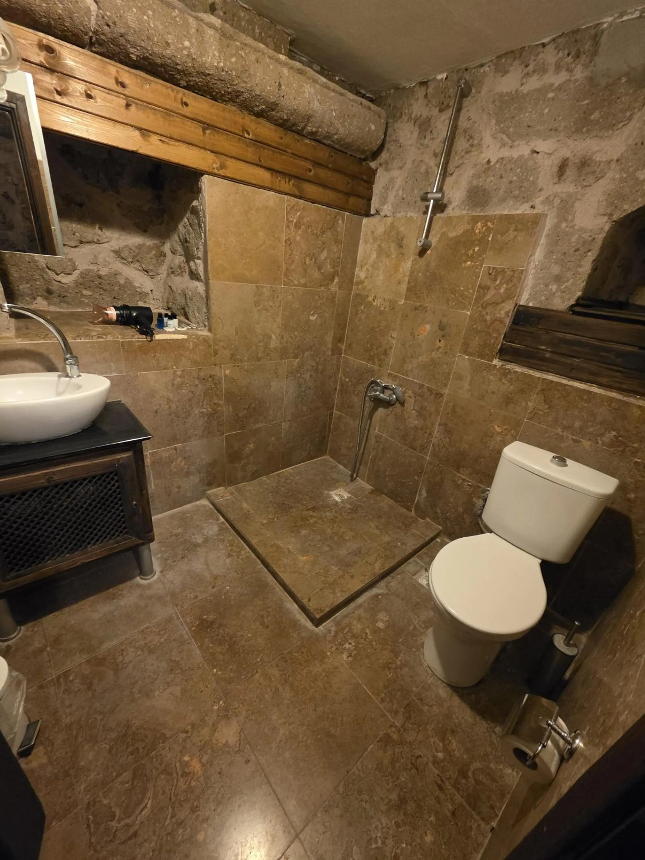 Bathroom in Karamanli Konagi