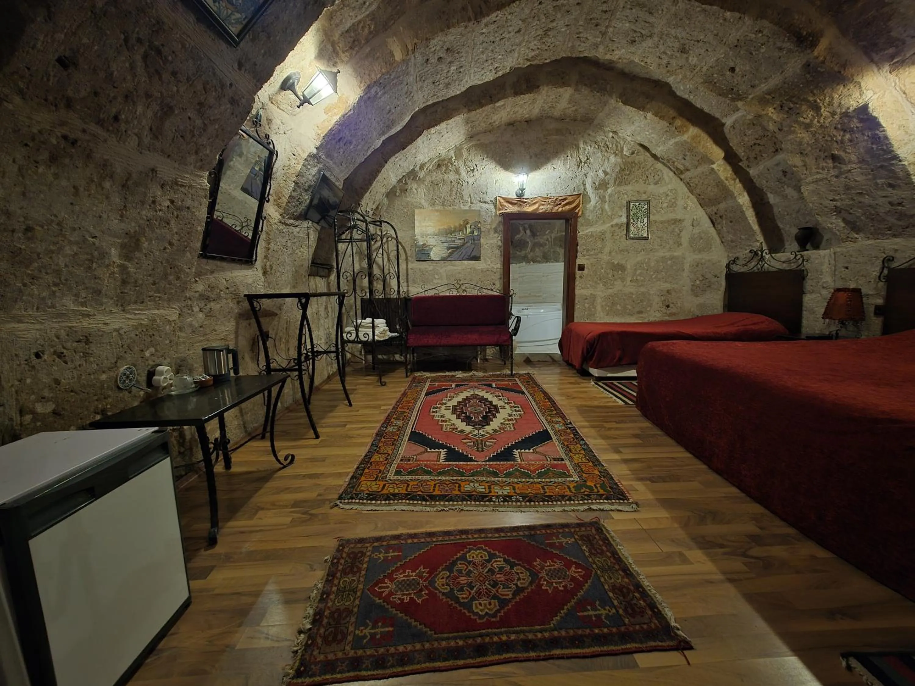 Photo of the whole room in Karamanli Konagi