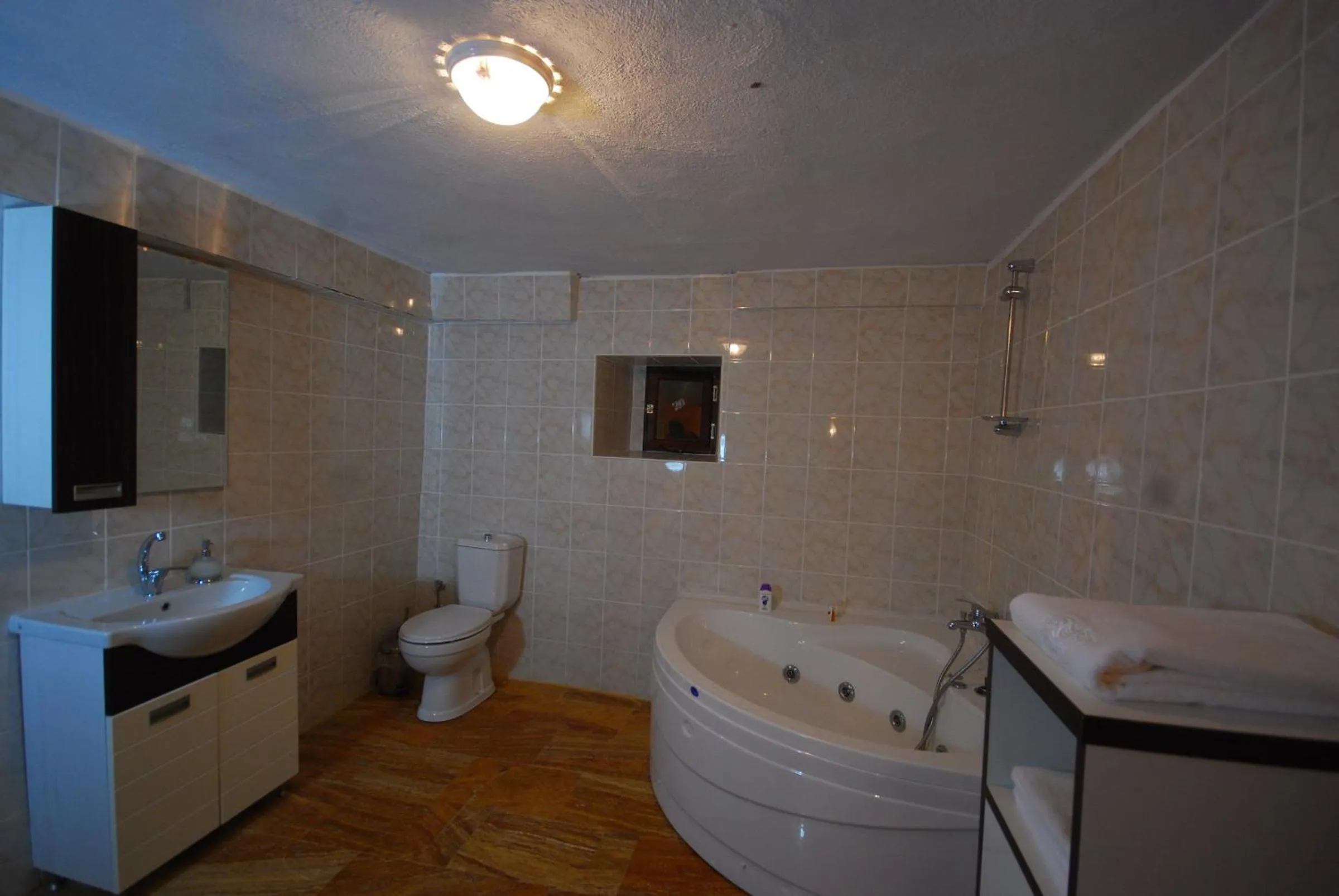 Bathroom in Karamanli Konagi